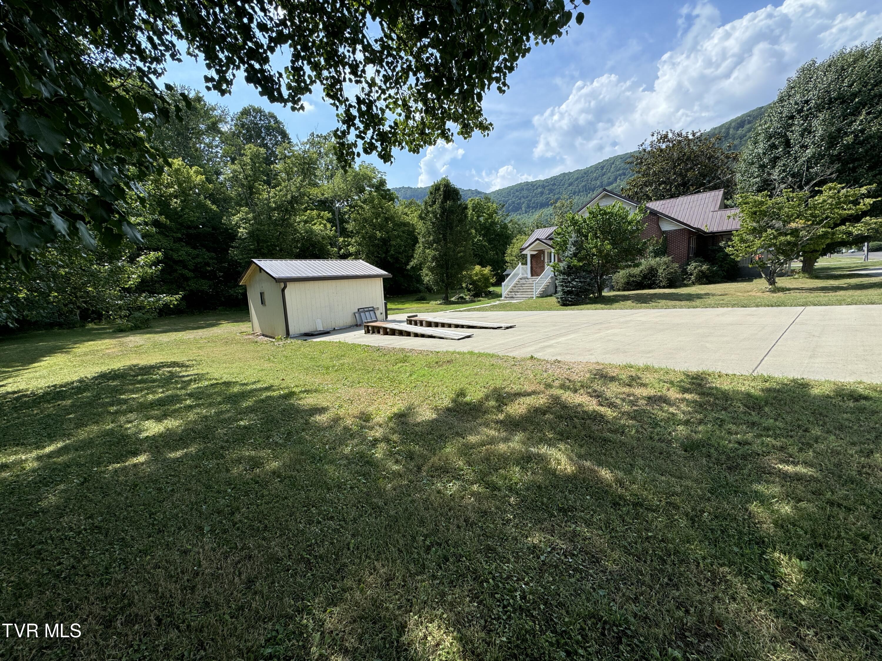 101 26th Street #S, Big Stone Gap, Virginia image 12