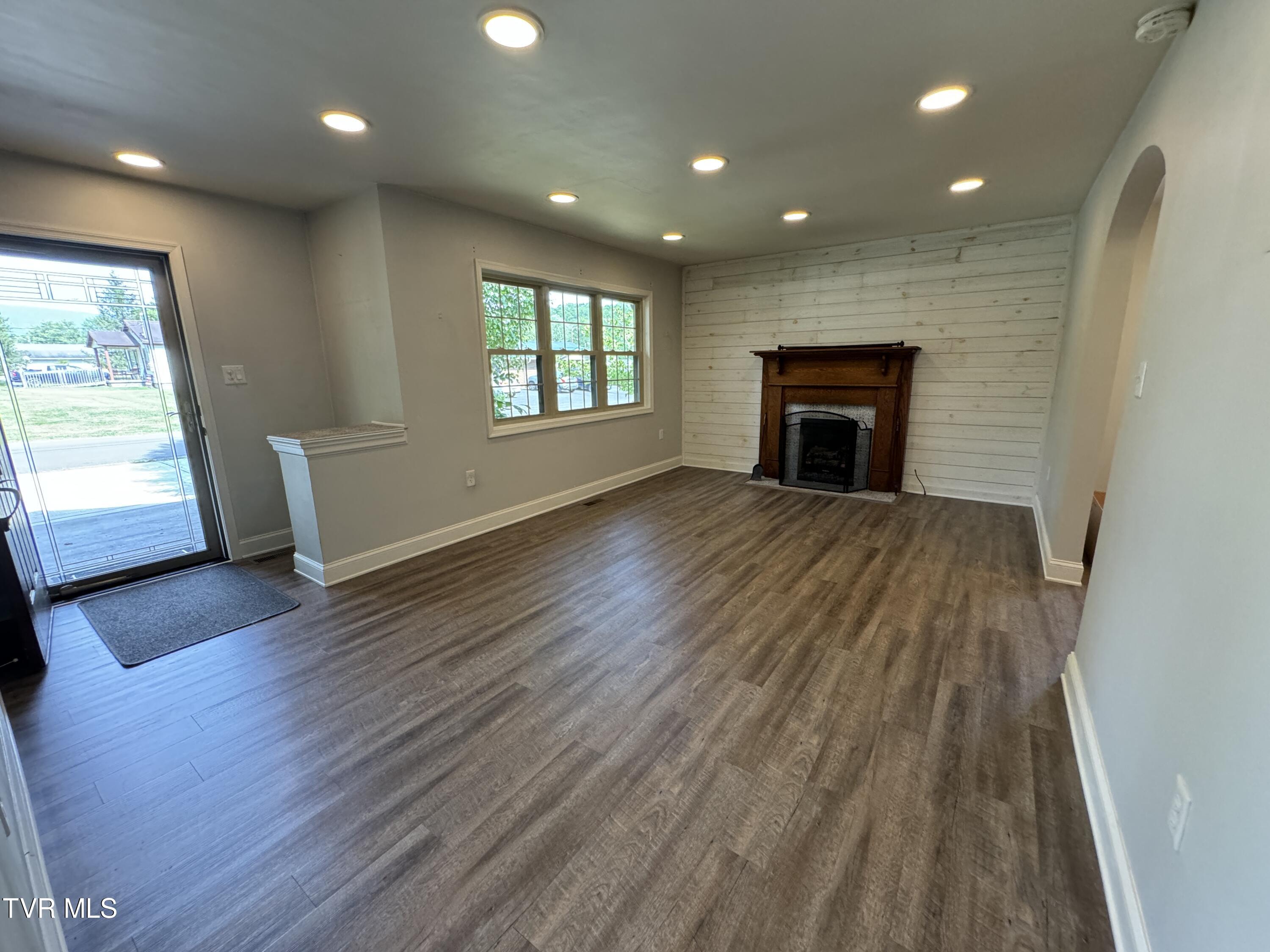 101 26th Street #S, Big Stone Gap, Virginia image 23