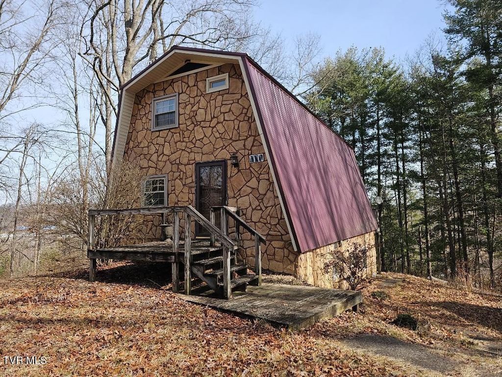 Photo of 1021 Lee Street, Wise, VA 24293 (MLS # 9991393)