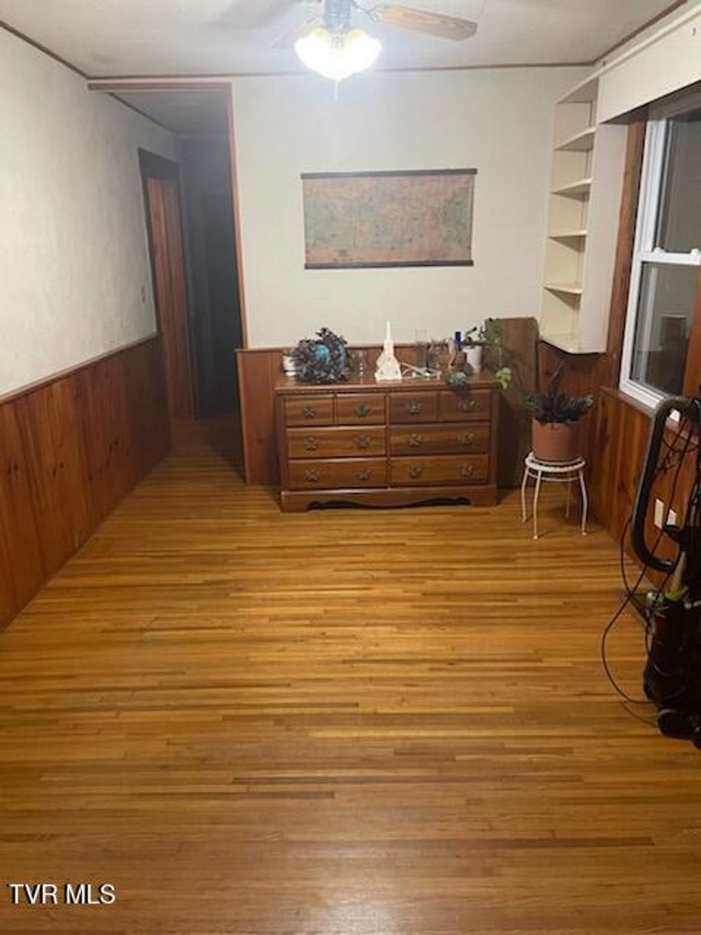 Photo of 107 Taylor Drive, Erwin, TN 37650 (MLS # 9988631)