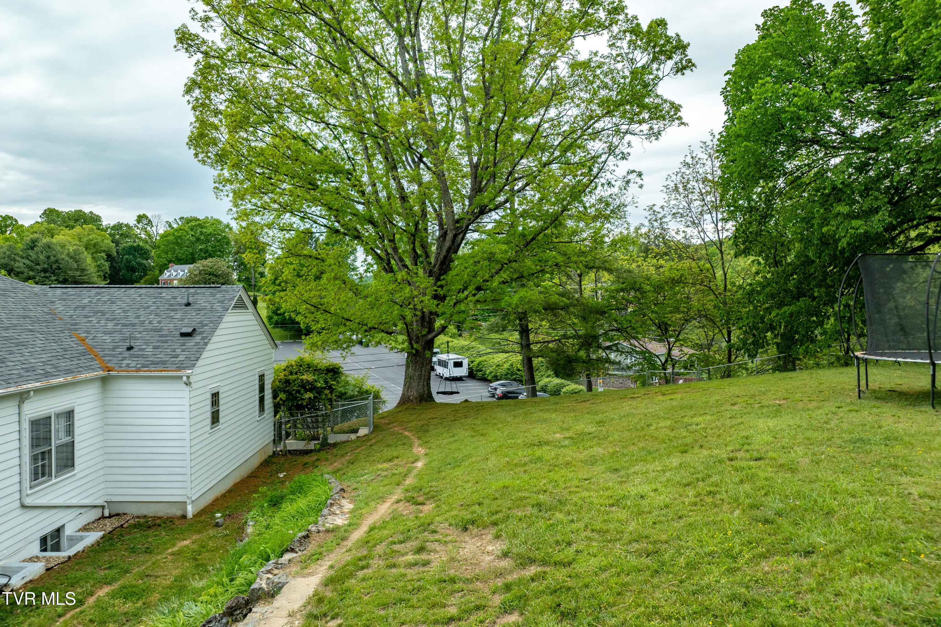134 Parkland Drive Drive, Bristol, Virginia image 9