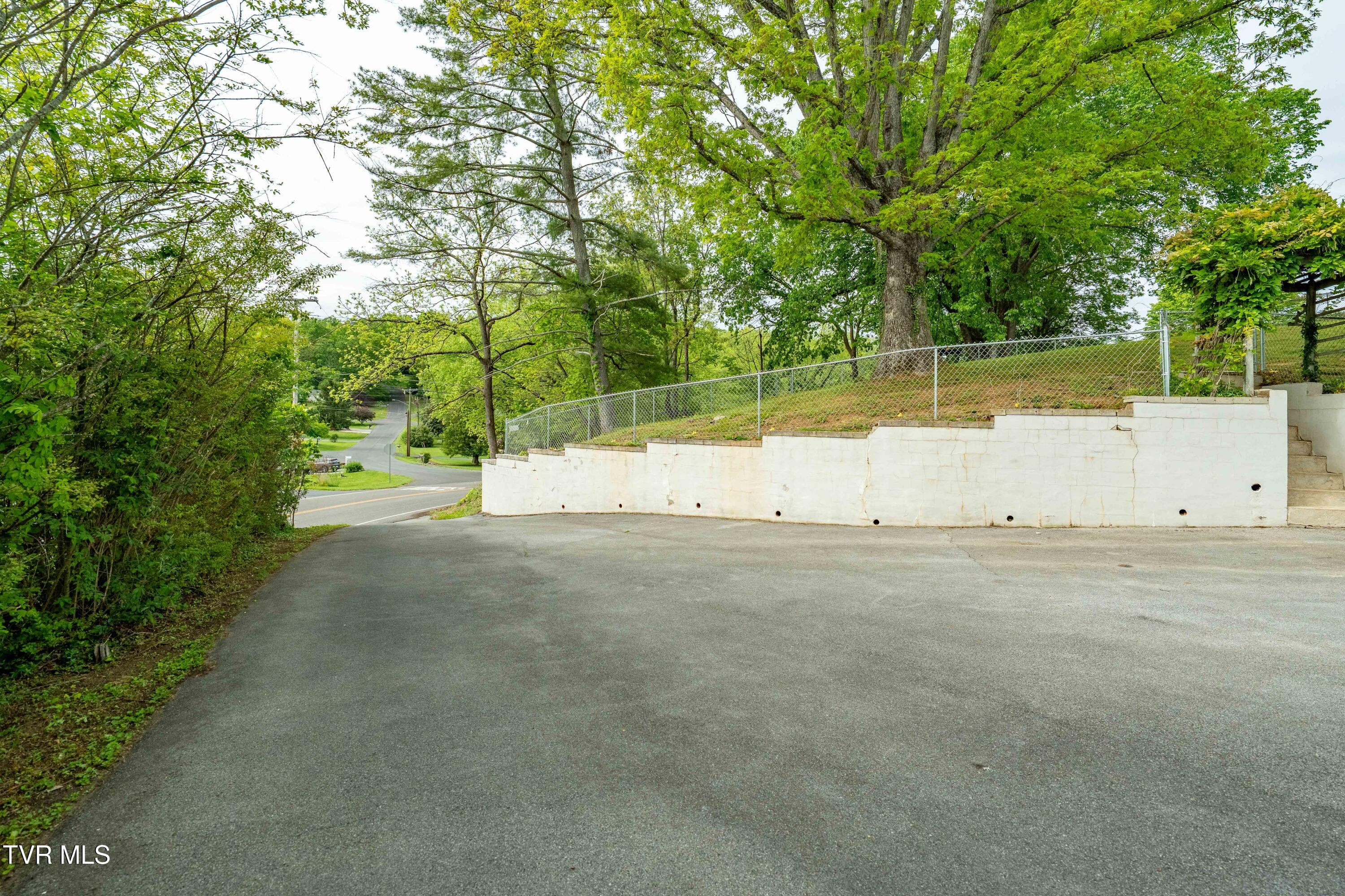 134 Parkland Drive Drive, Bristol, Virginia image 34