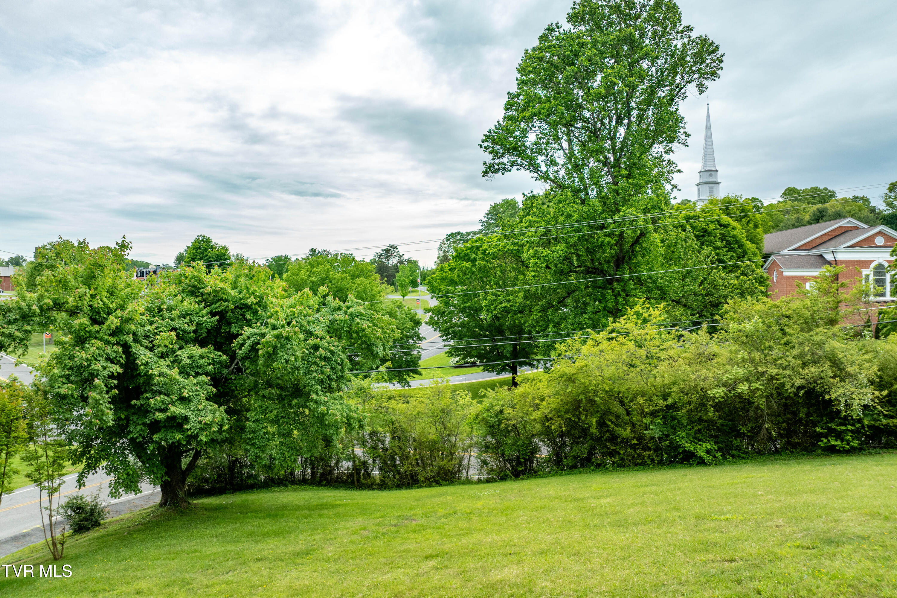 134 Parkland Drive Drive, Bristol, Virginia image 6
