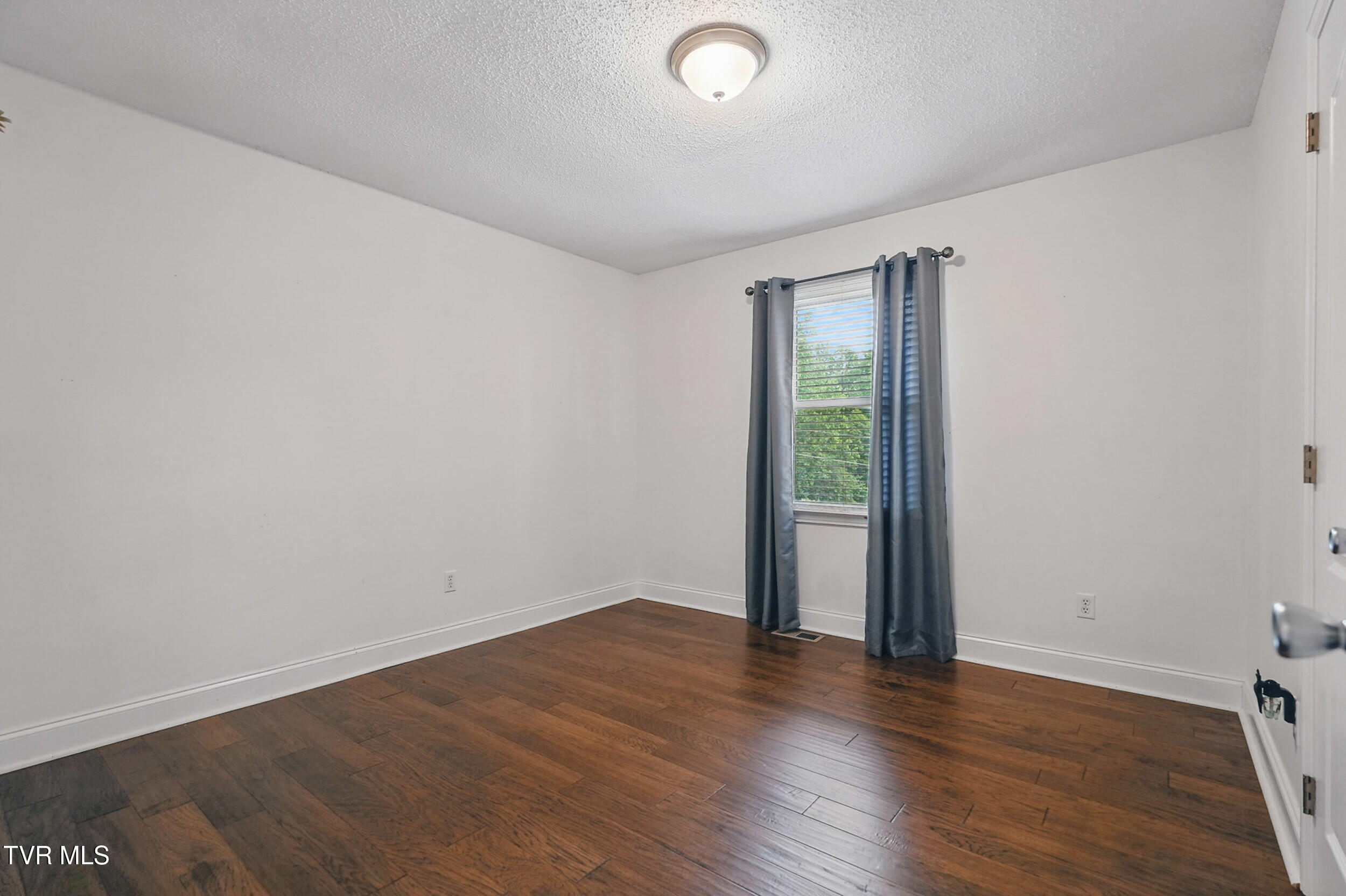 114 Hall Rd Rd, Jonesborough, Tennessee image 15