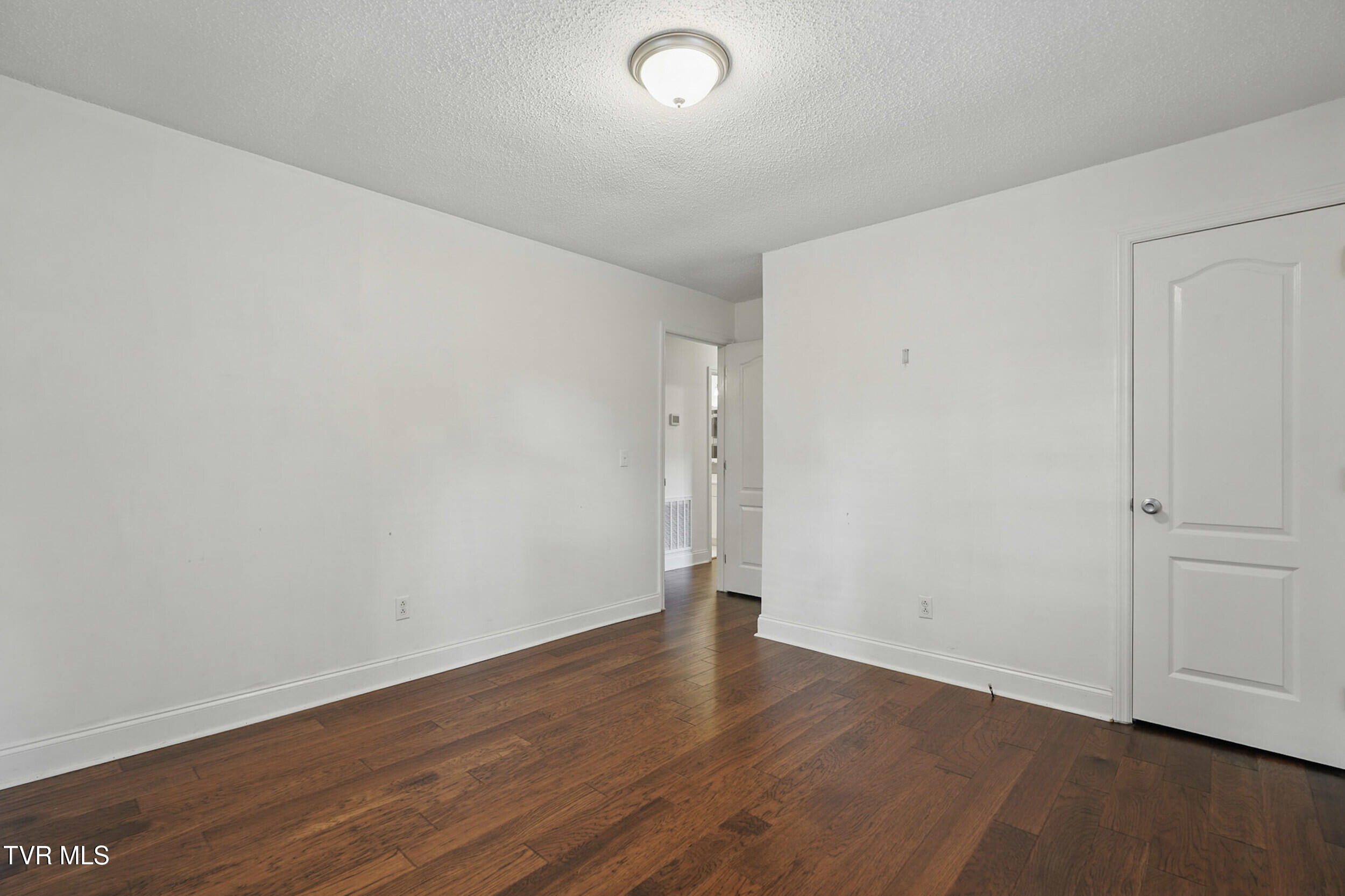 114 Hall Rd Rd, Jonesborough, Tennessee image 17