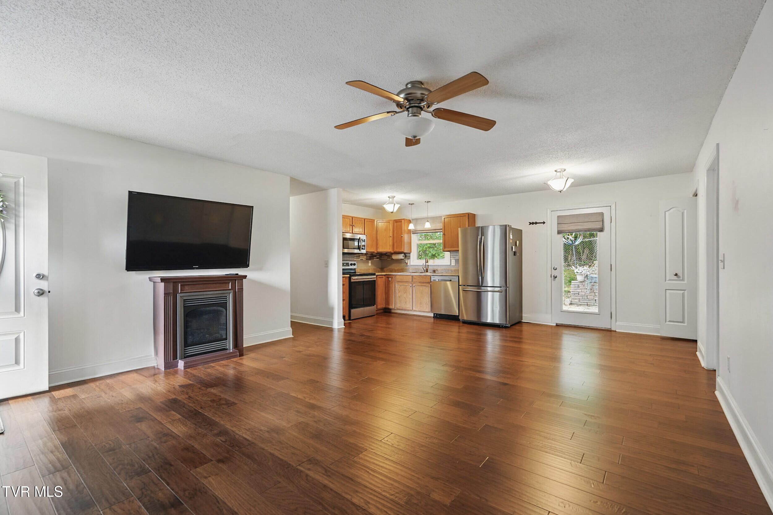 114 Hall Rd Rd, Jonesborough, Tennessee image 7