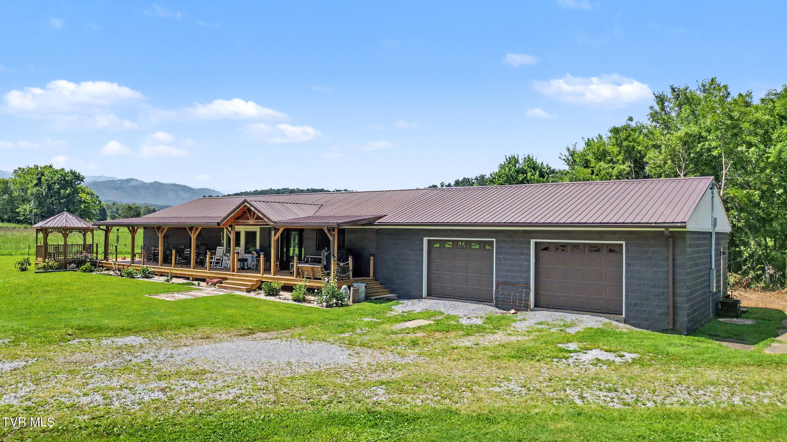 220 Pleasant Hill Road