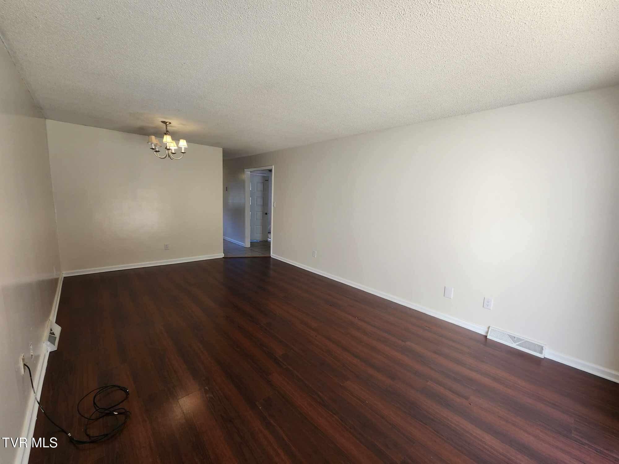 1552 Colony Park Drive, Johnson City, Tennessee image 4