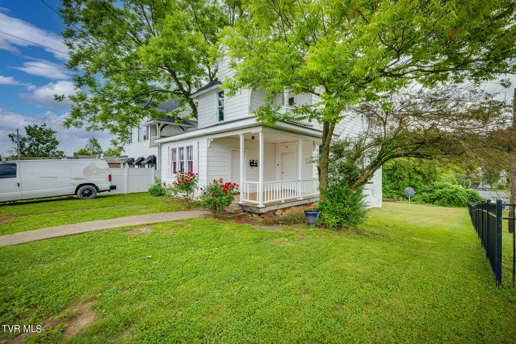 948 Anderson Street, Bristol, Tennessee image 3