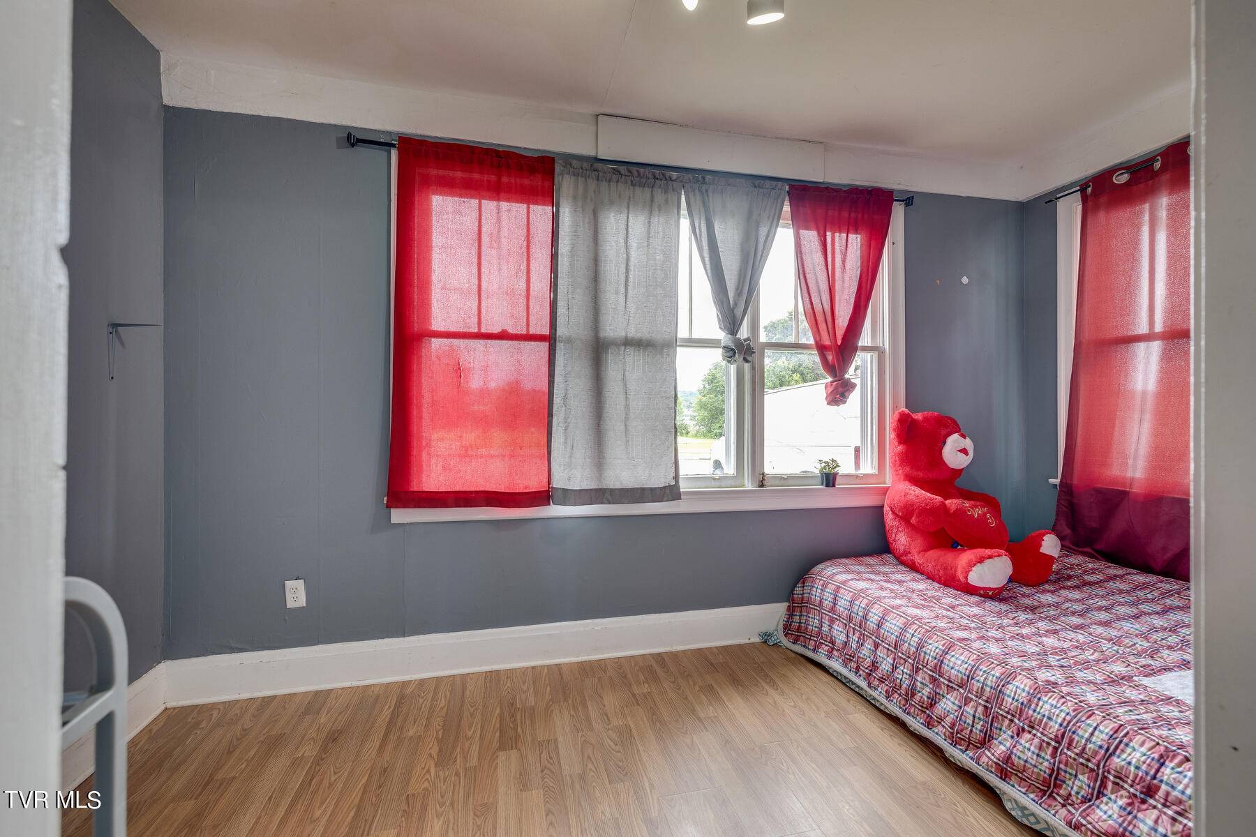 948 Anderson Street, Bristol, Tennessee image 27
