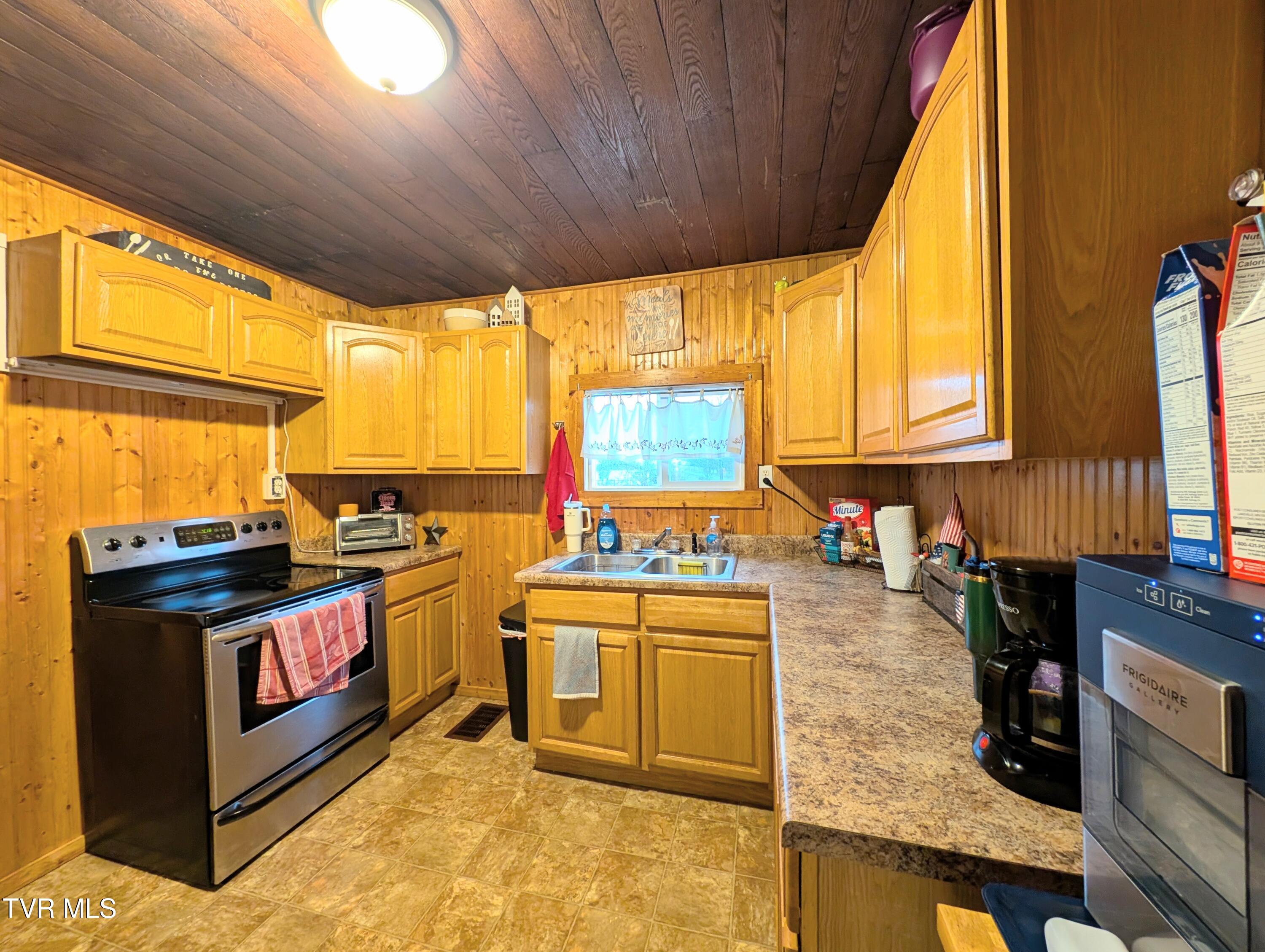 3645 Dc Caney Ridge Road, Clintwood, Virginia image 27