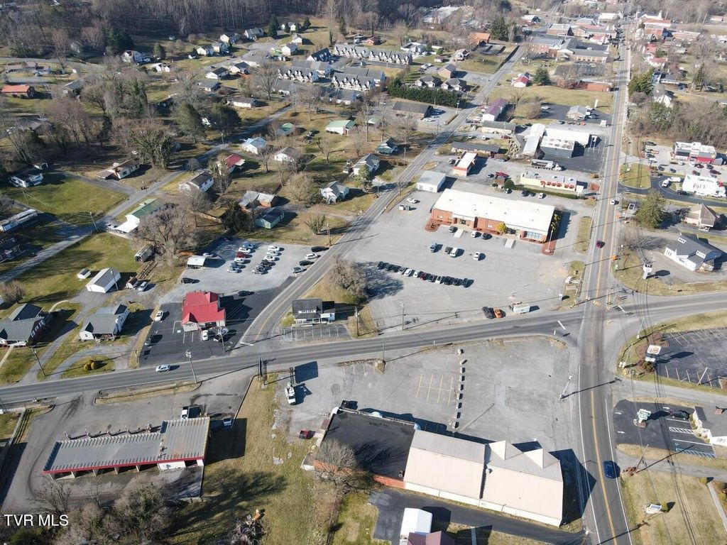 Photo of 1616 Blountville Boulevard, Blountville, TN 37617 (MLS # 9989500)