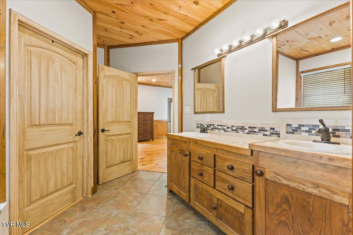 108 Chock Creek Road, Johnson City, Tennessee image 35