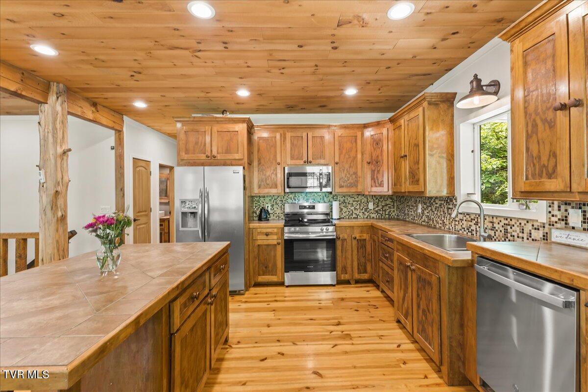 108 Chock Creek Road, Johnson City, Tennessee image 13