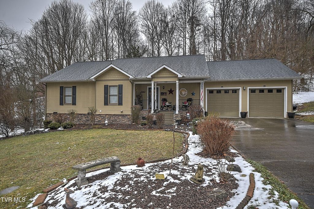 Photo of 1009 Cox Trail Place, Kingsport, TN 37660 (MLS # 9990961)