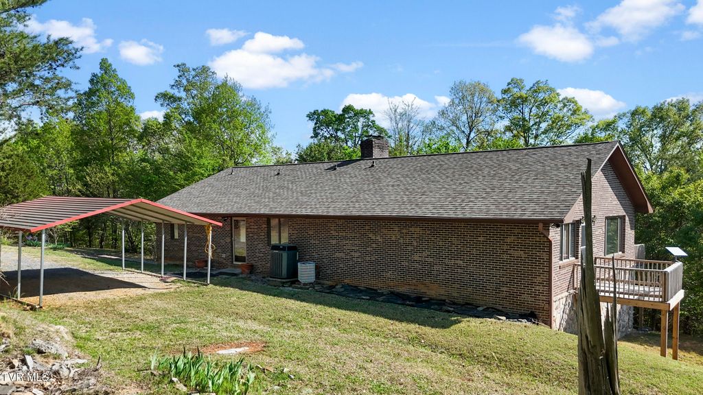 Photo of 7366 Circle Point Drive, Talbott, TN 37877 (MLS # 9994726)
