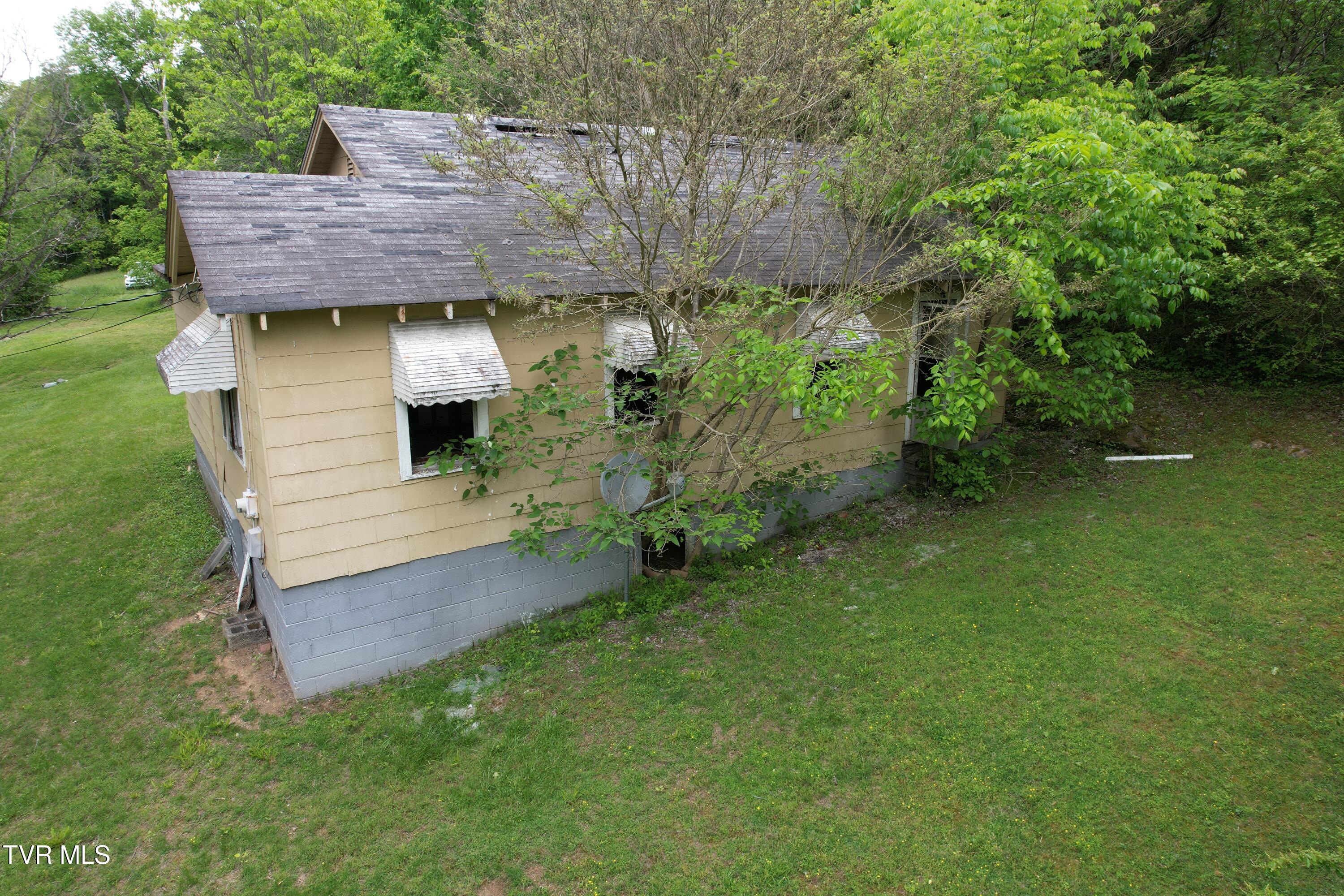 707 Cooks Valley Road, Kingsport, Tennessee image 5