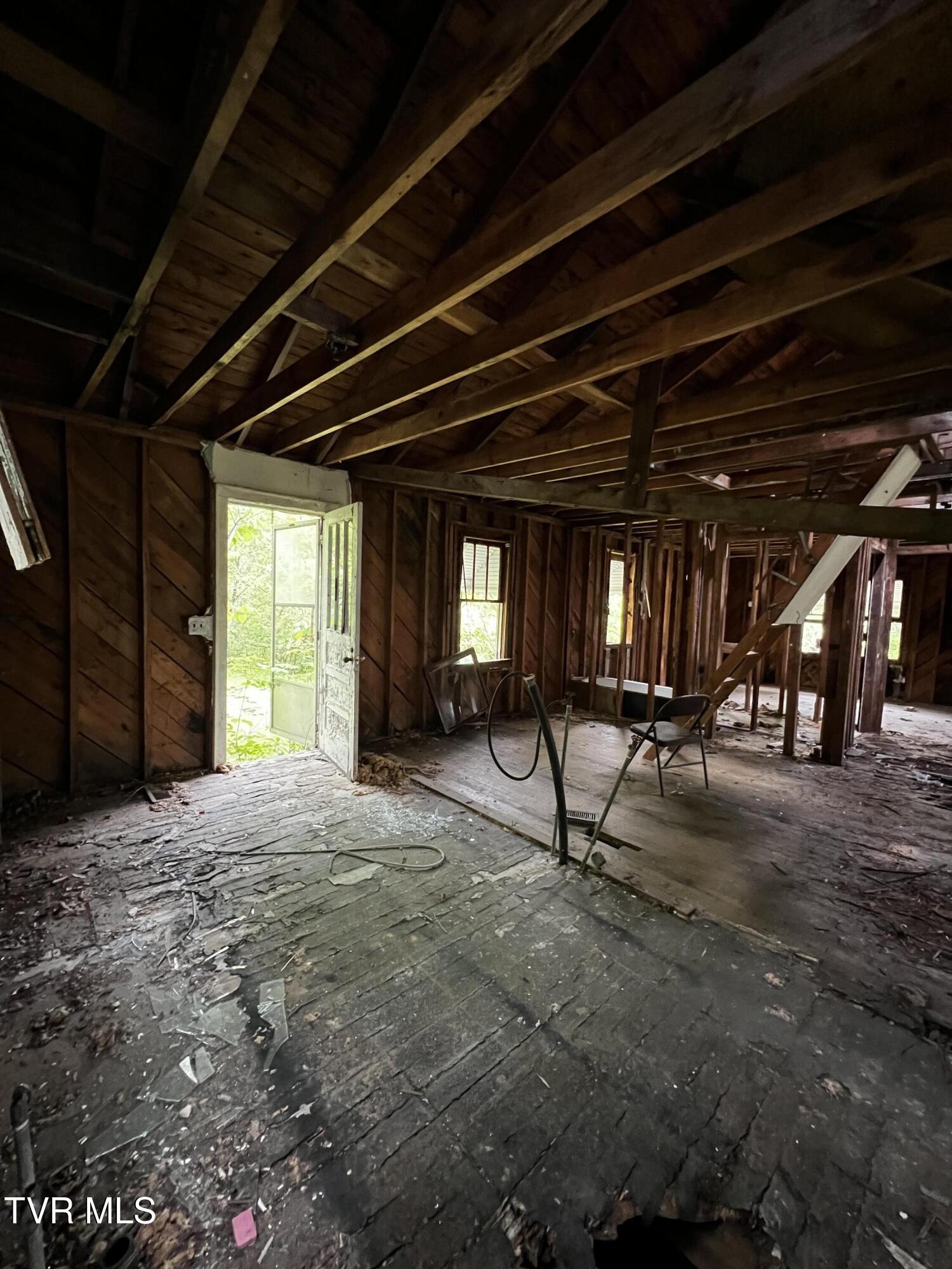 707 Cooks Valley Road, Kingsport, Tennessee image 16