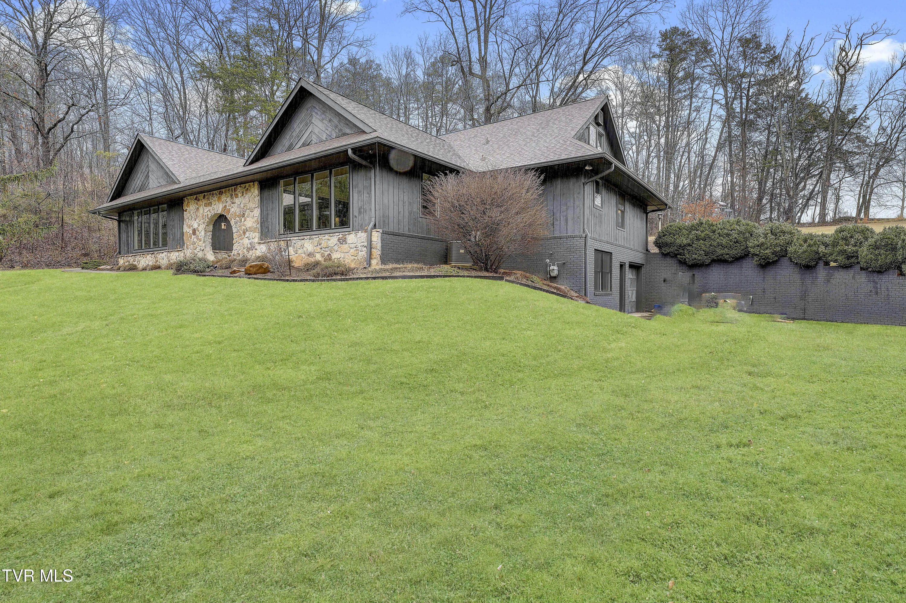 967 Cordell Hull Drive, Morristown, Tennessee image 1