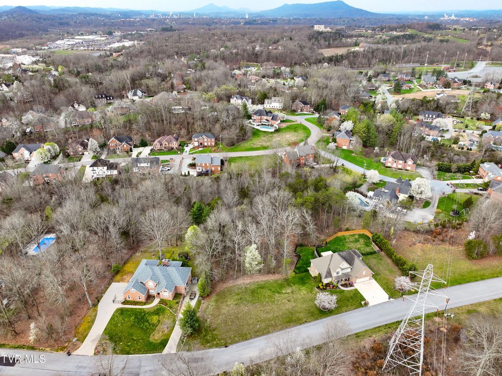 Photo of 1804 Buckingham Court, Kingsport, TN 37660 (MLS # 9991089)