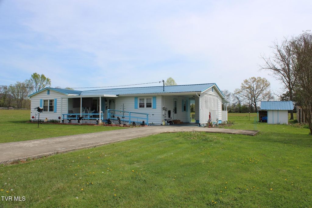 Photo of 574 Bailey Street, Greeneville, TN 37745 (MLS # 9991508)