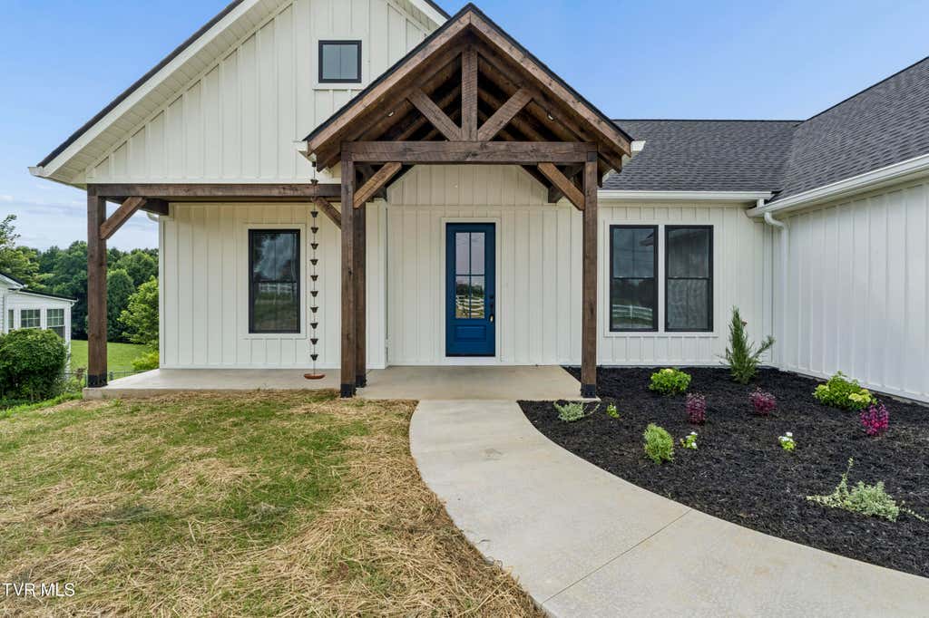 Photo of 3730 Chuckey Pike, Chuckey, TN 37641 (MLS # 9999253)