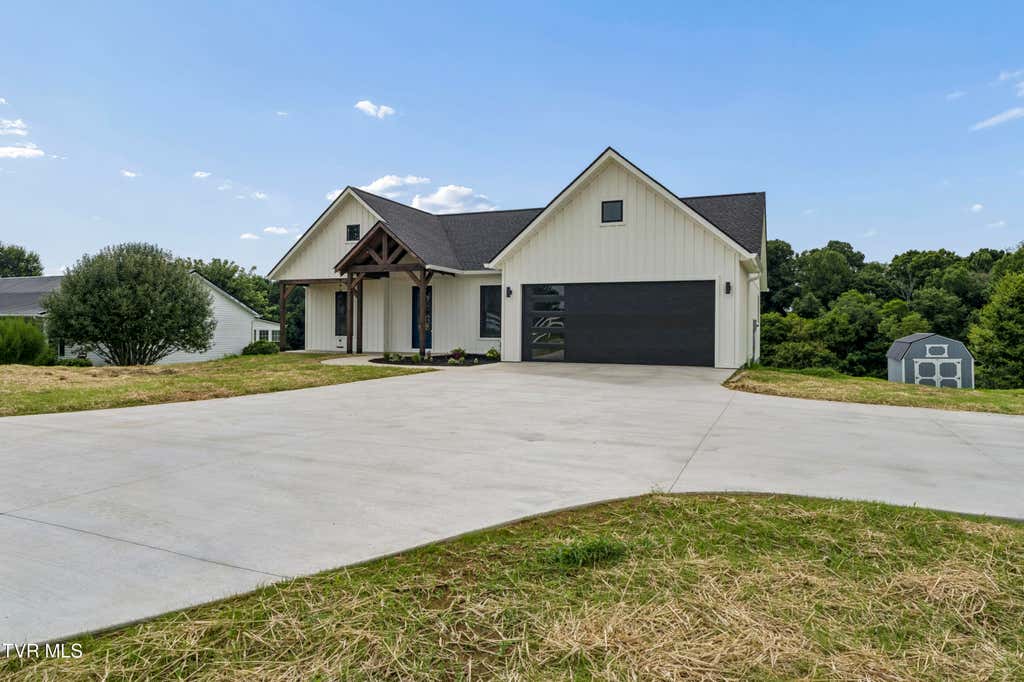 Photo of 3730 Chuckey Pike, Chuckey, TN 37641 (MLS # 9999253)