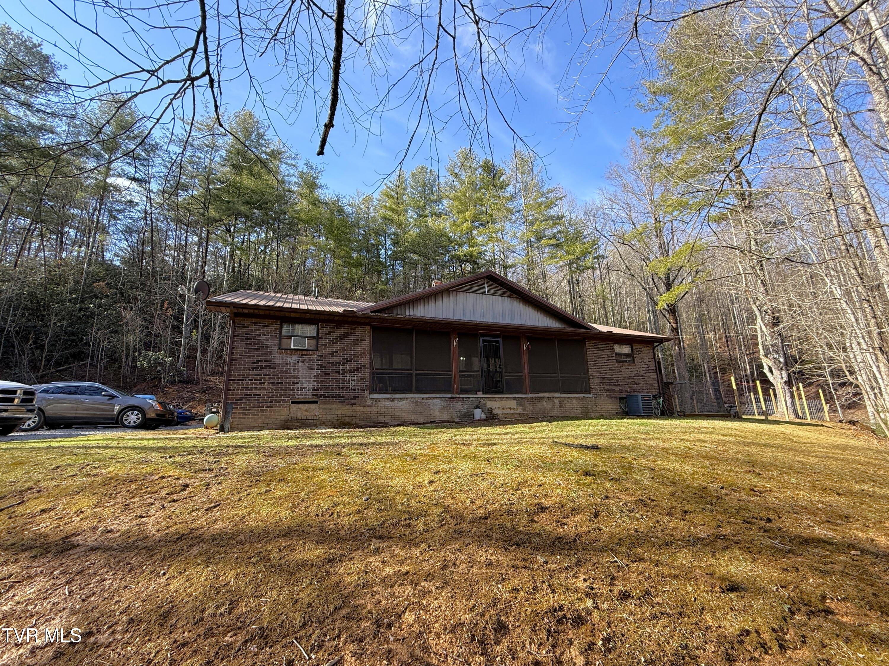 1560 Blue Mill Road, Del Rio, Tennessee image 5