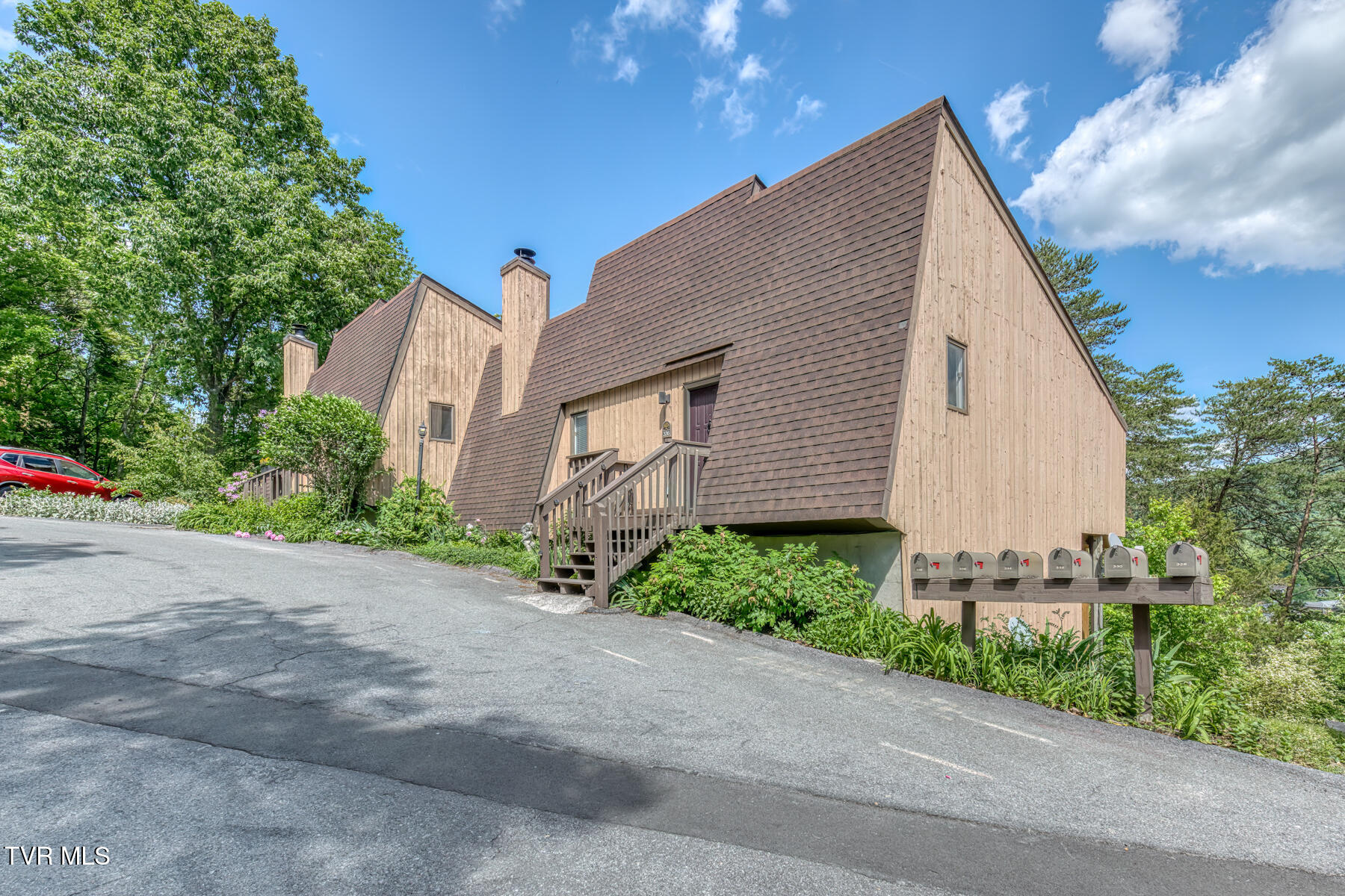 336 Summer Place, Johnson City, Tennessee image 3