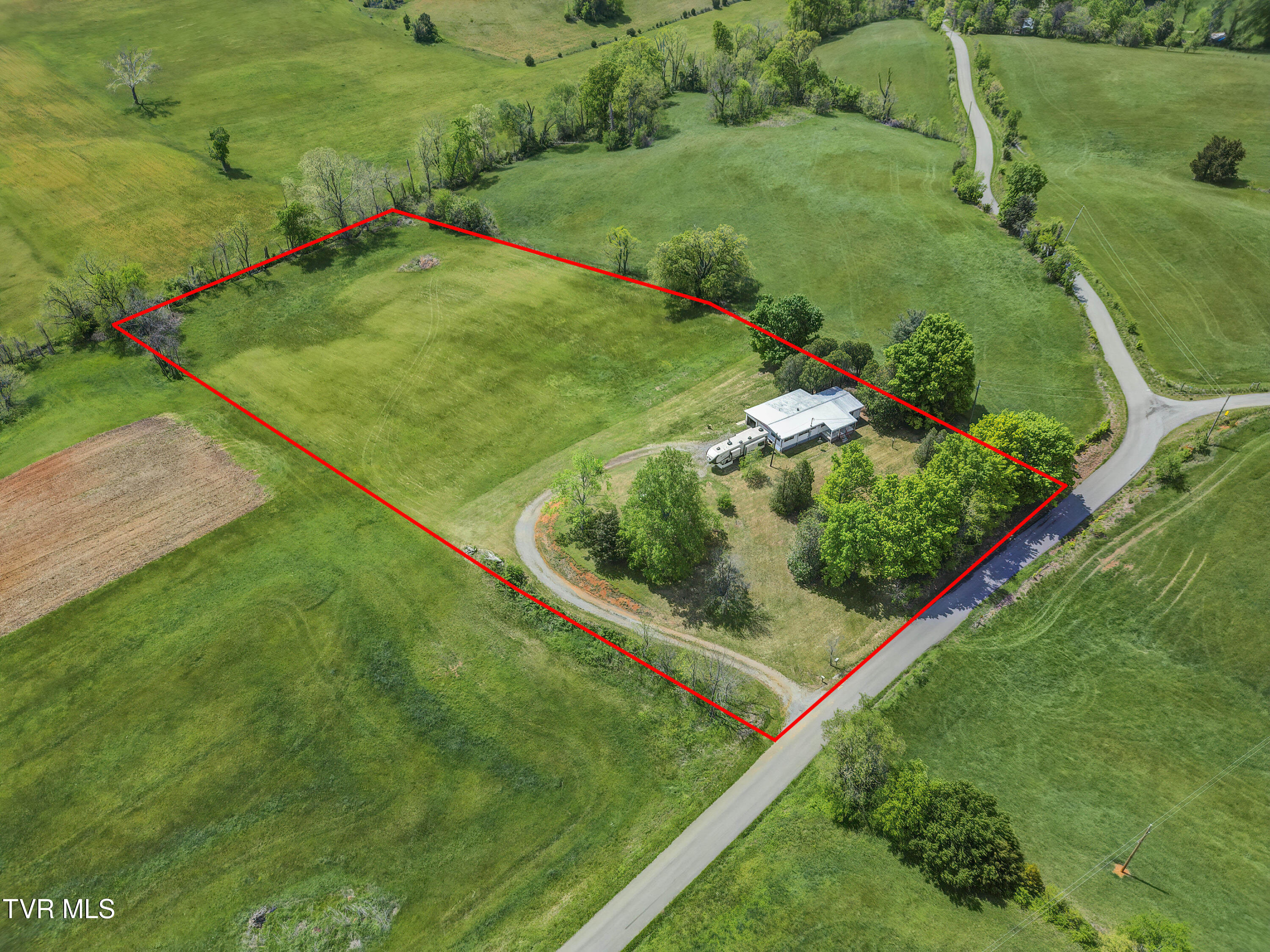 2665 Little Meadow Creek Road, Greeneville, Tennessee image 33