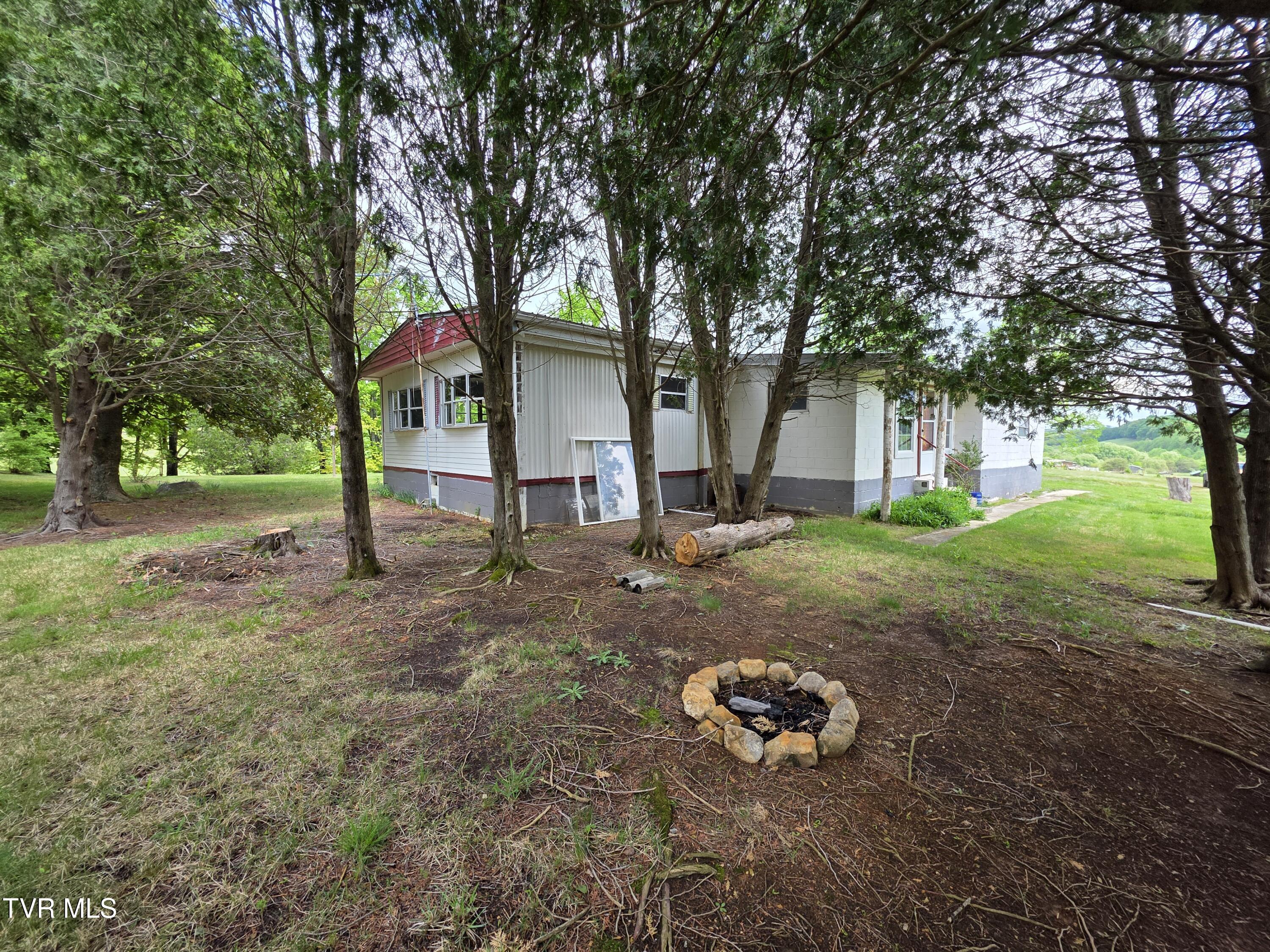 2665 Little Meadow Creek Road, Greeneville, Tennessee image 5