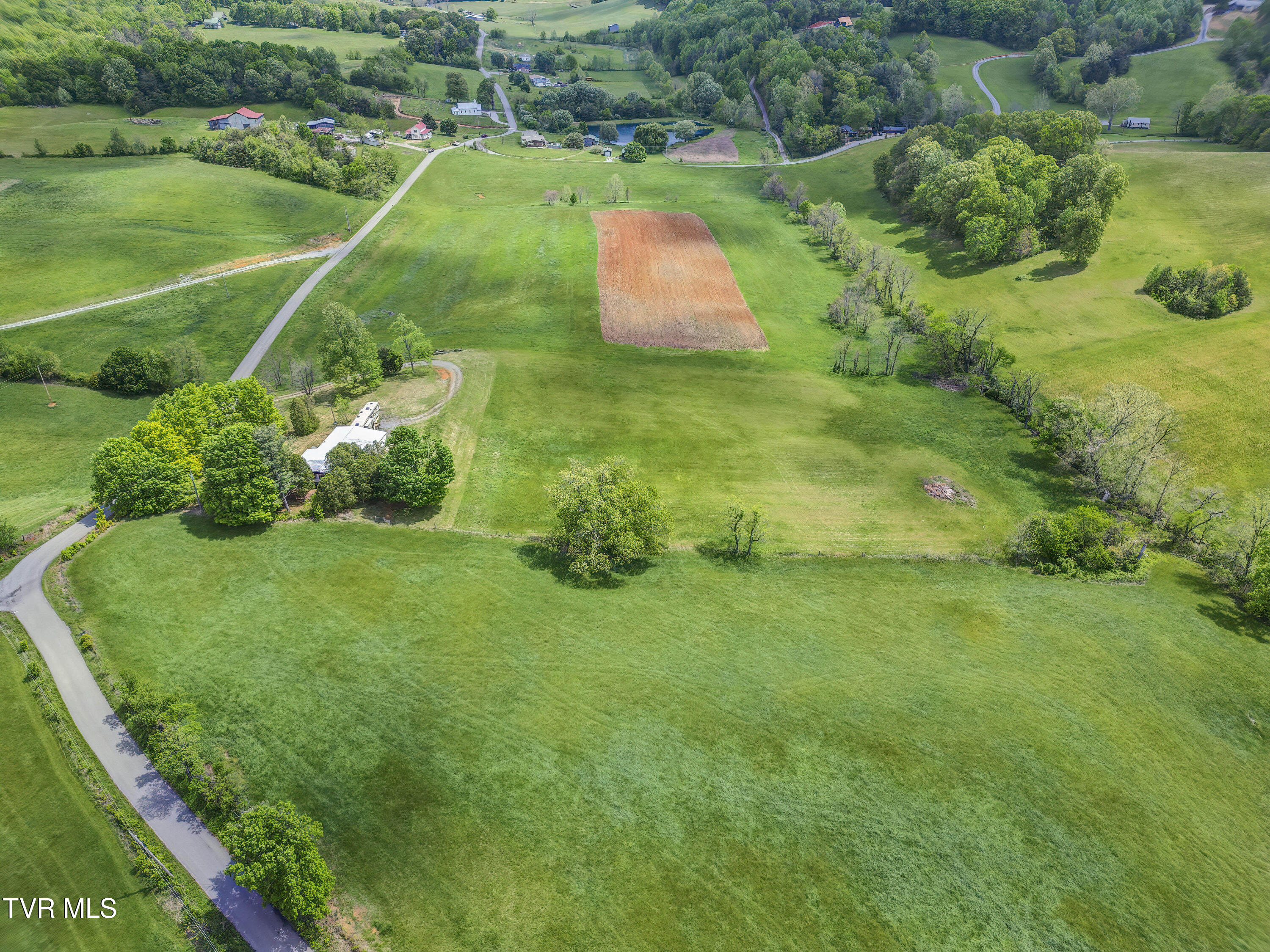 2665 Little Meadow Creek Road, Greeneville, Tennessee image 45