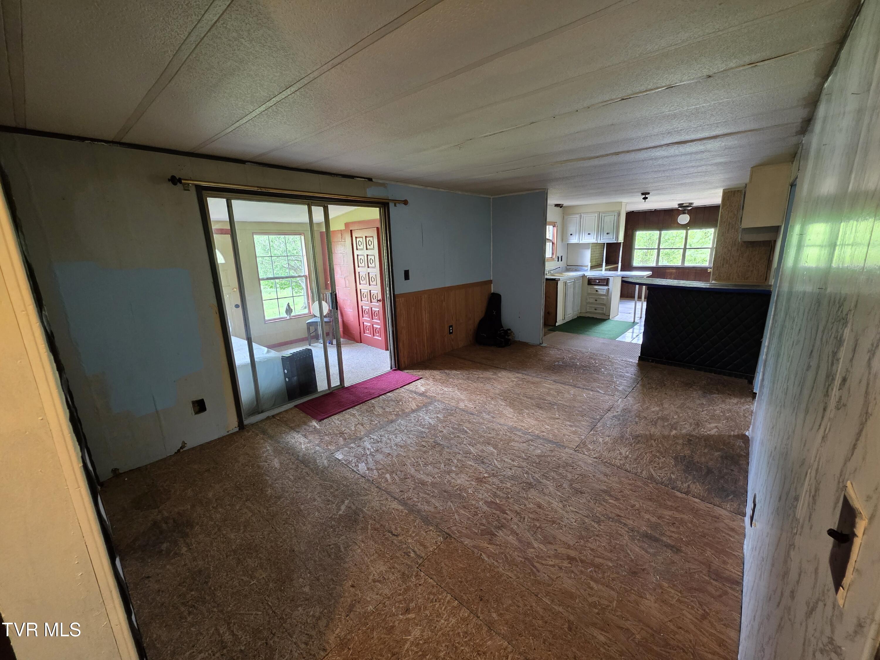 2665 Little Meadow Creek Road, Greeneville, Tennessee image 12