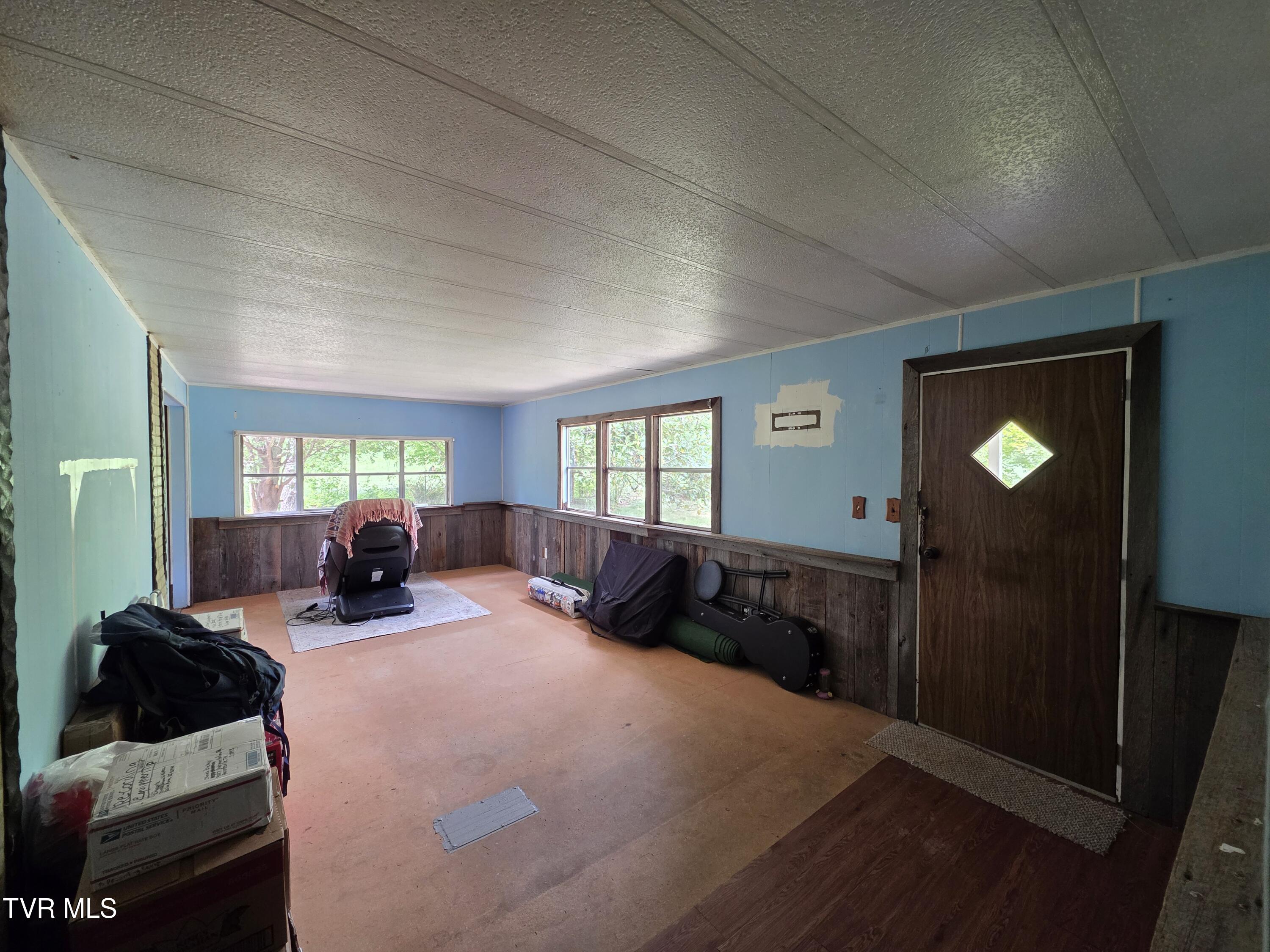 2665 Little Meadow Creek Road, Greeneville, Tennessee image 9