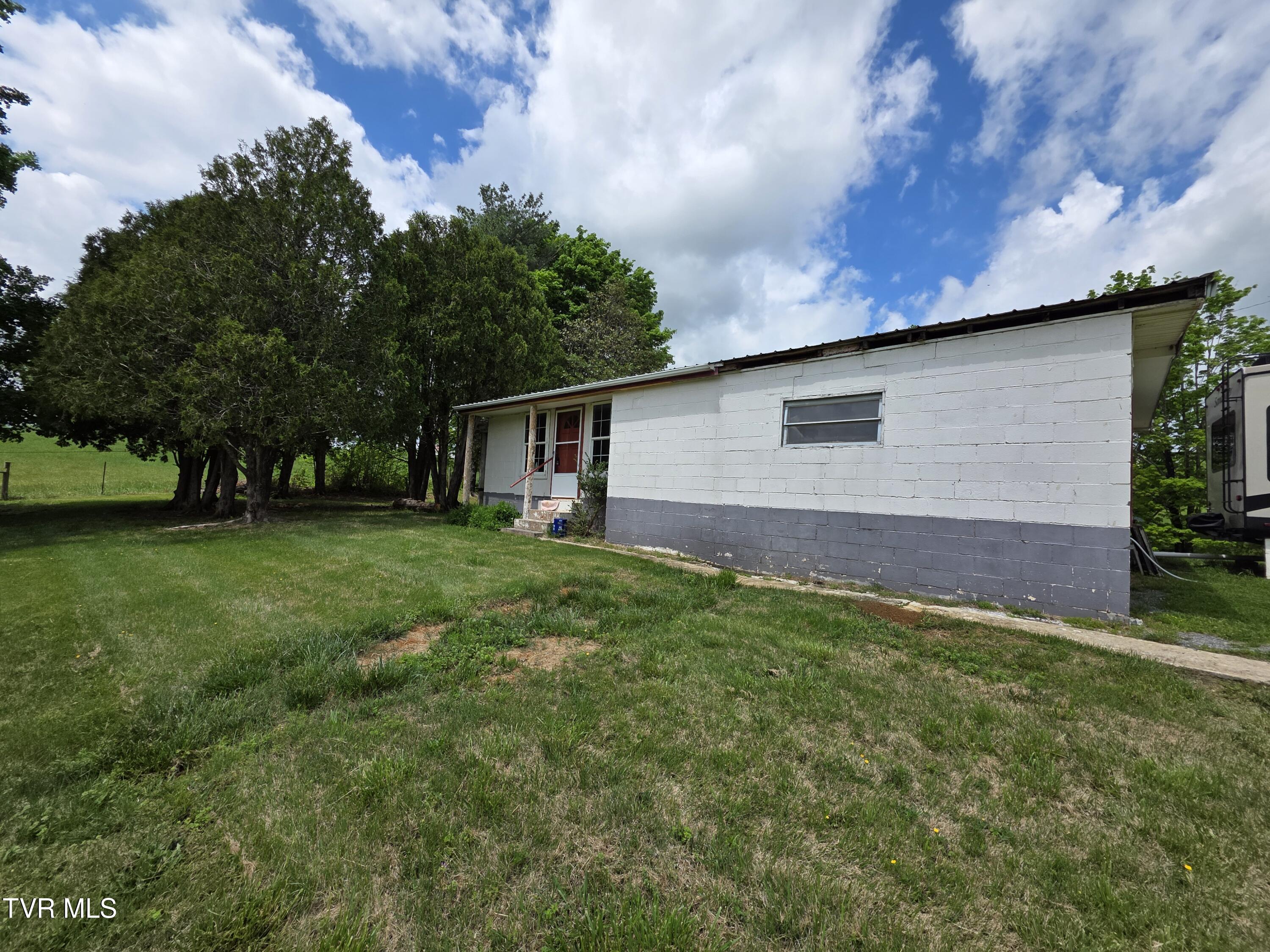 2665 Little Meadow Creek Road, Greeneville, Tennessee image 6