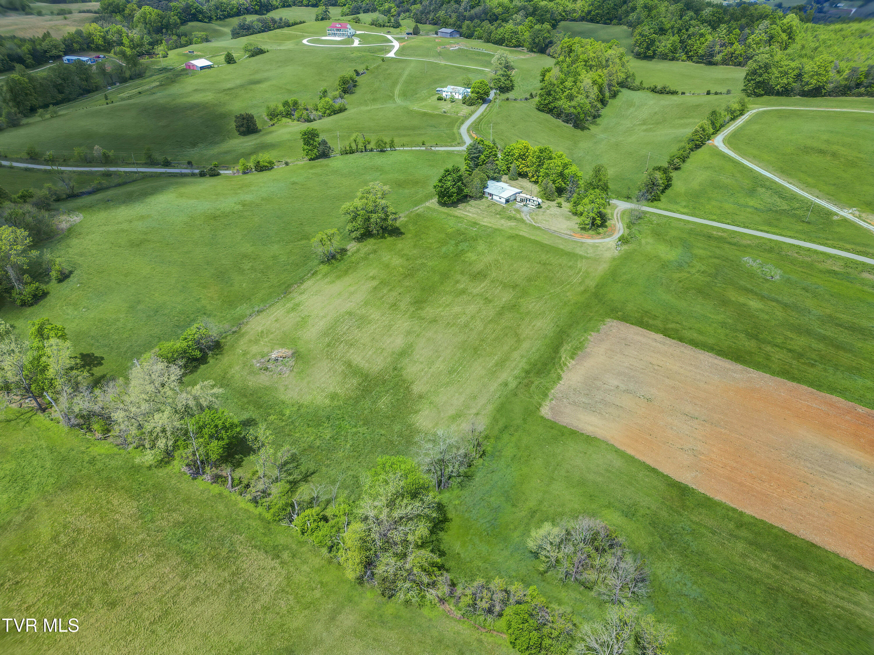 2665 Little Meadow Creek Road, Greeneville, Tennessee image 41
