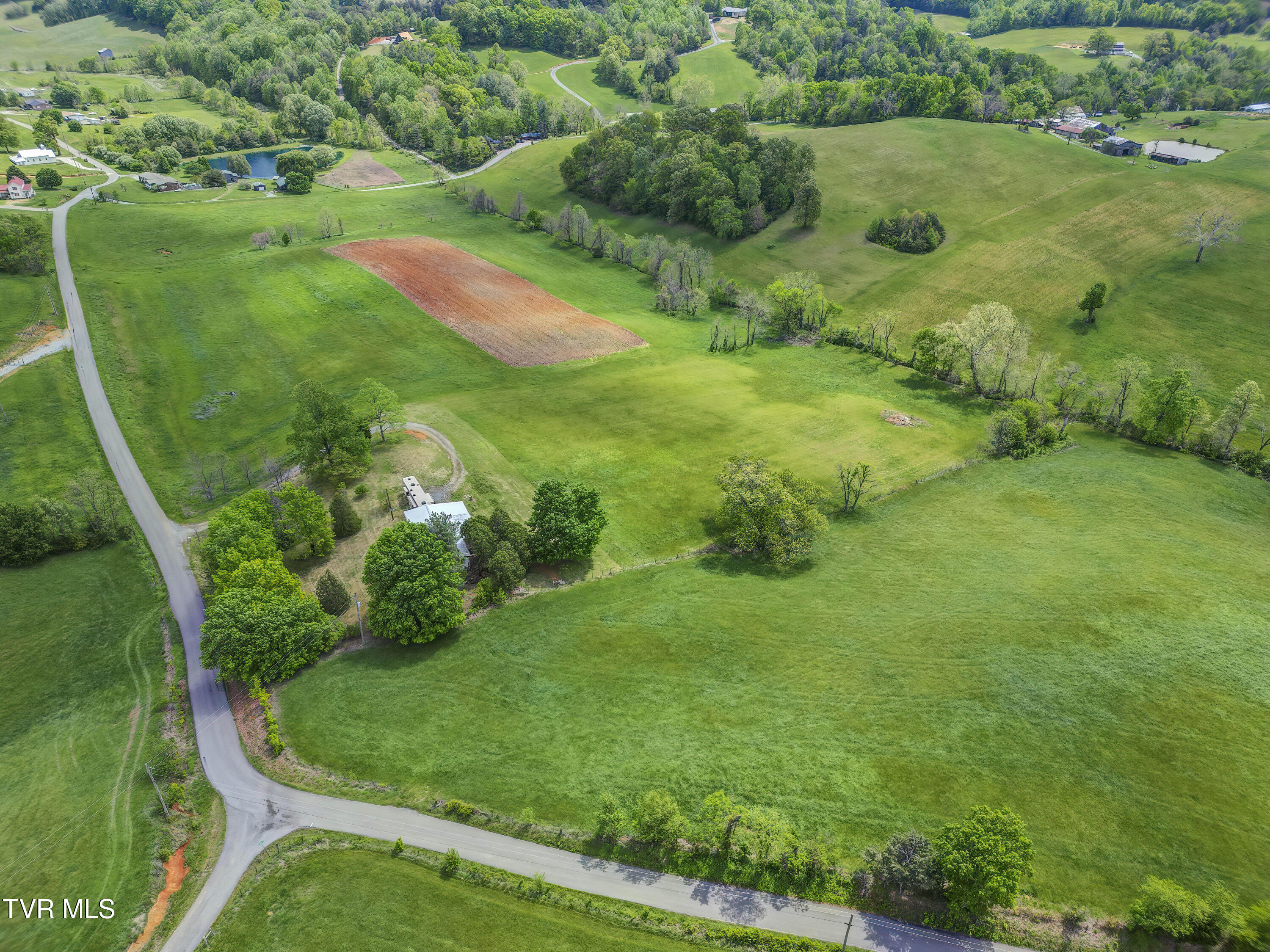 2665 Little Meadow Creek Road, Greeneville, Tennessee image 44