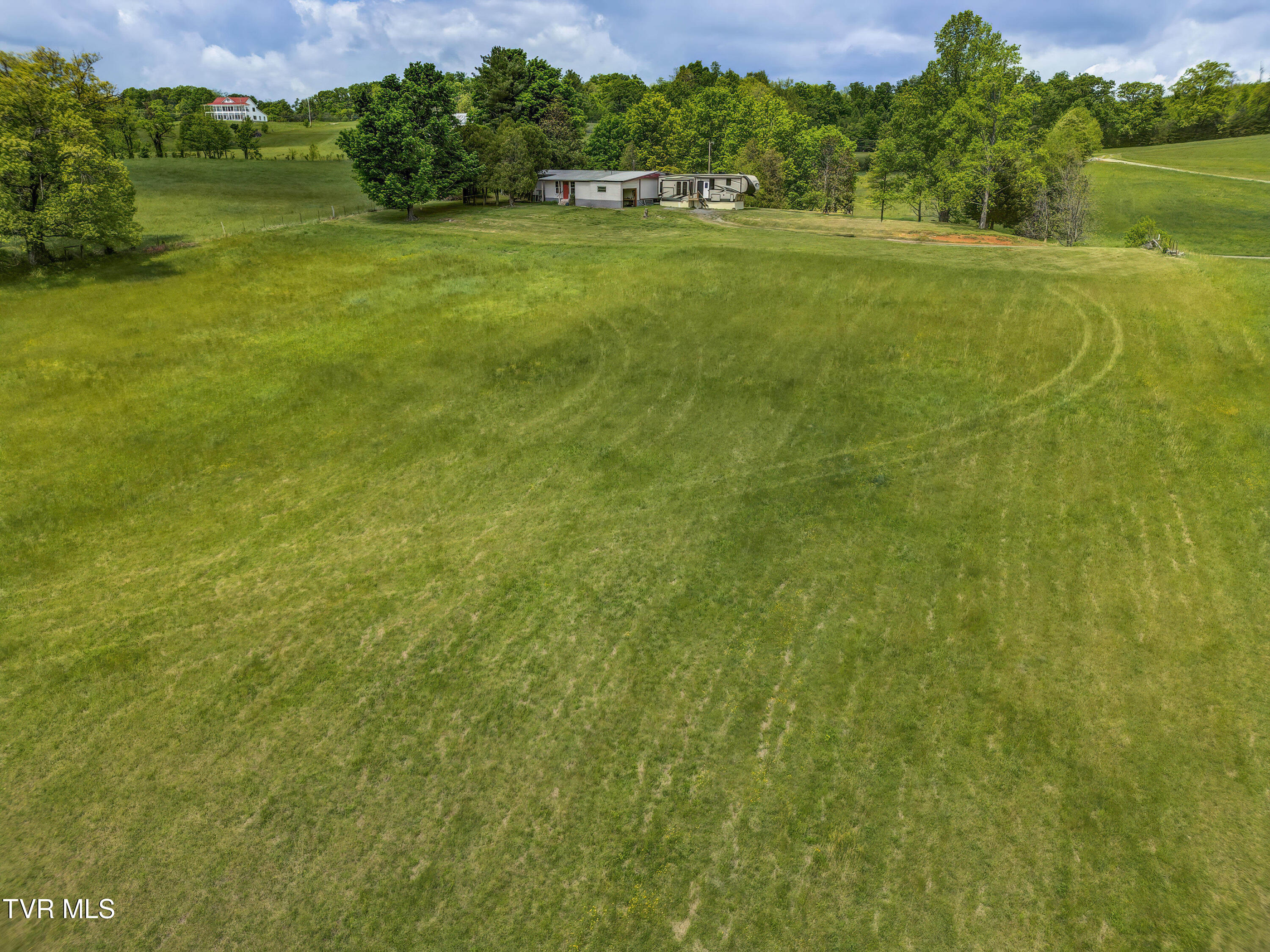 2665 Little Meadow Creek Road, Greeneville, Tennessee image 37