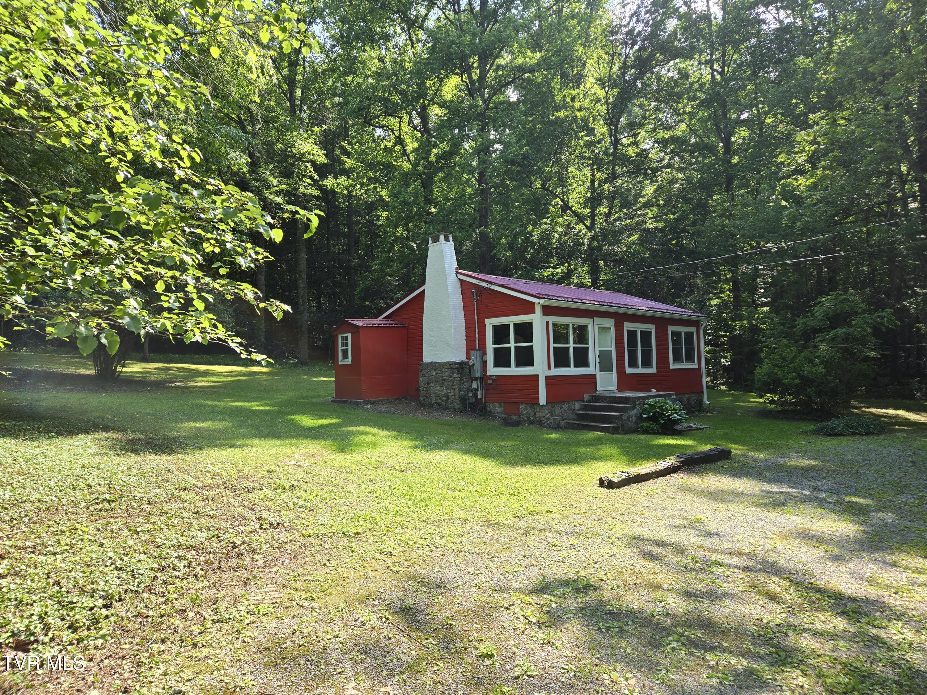 1510 Rock Creek Road, Erwin, Tennessee image 2
