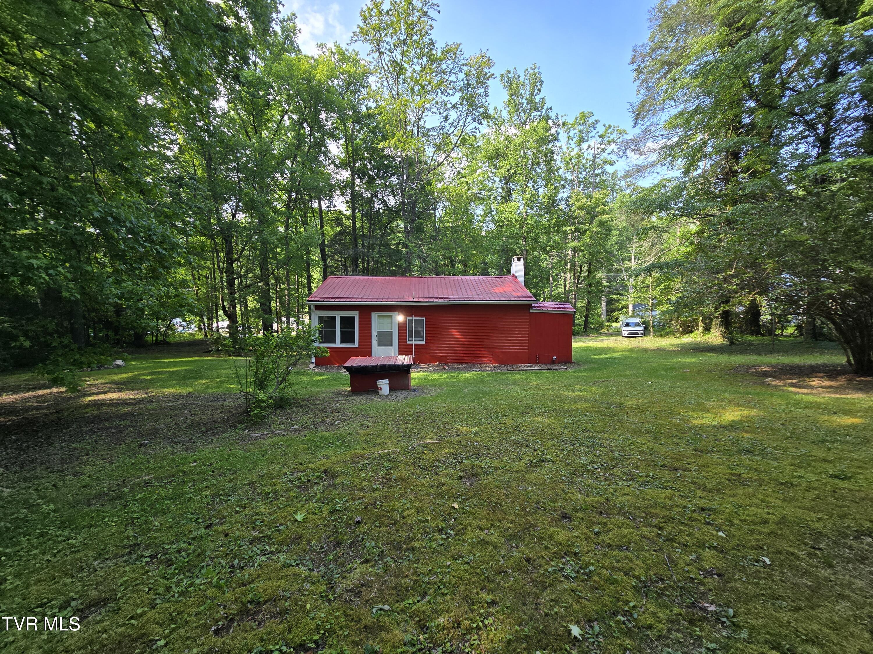 1510 Rock Creek Road, Erwin, Tennessee image 4