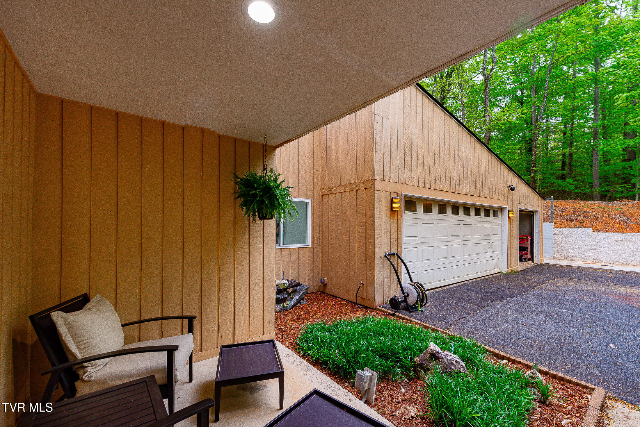 5756 Chestnut Hills Drive, Kingsport, Tennessee image 13