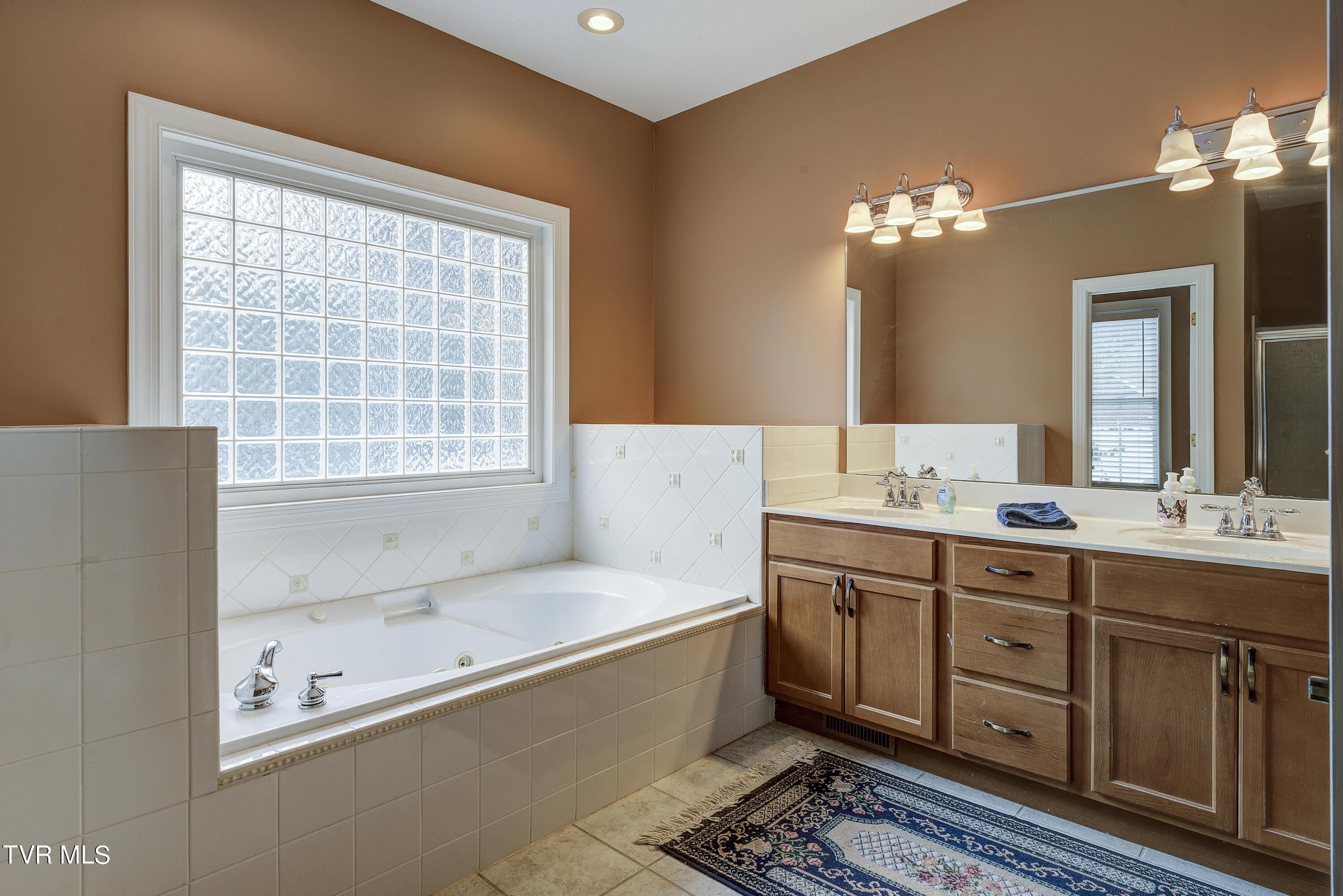 22 Hickory Point, Jonesborough, Tennessee image 36