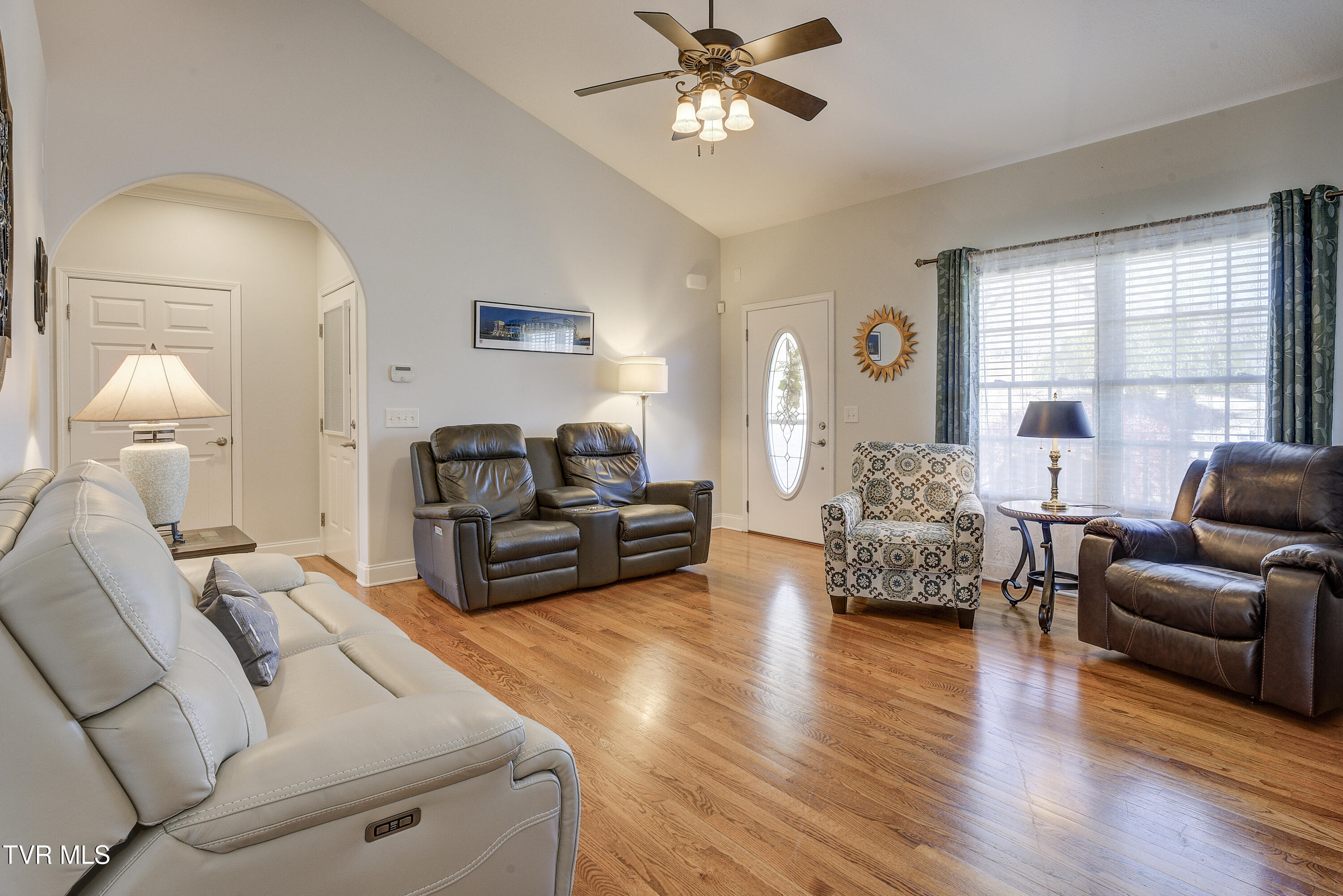 575 Sand Ridge Circle, Jonesborough, Tennessee image 8