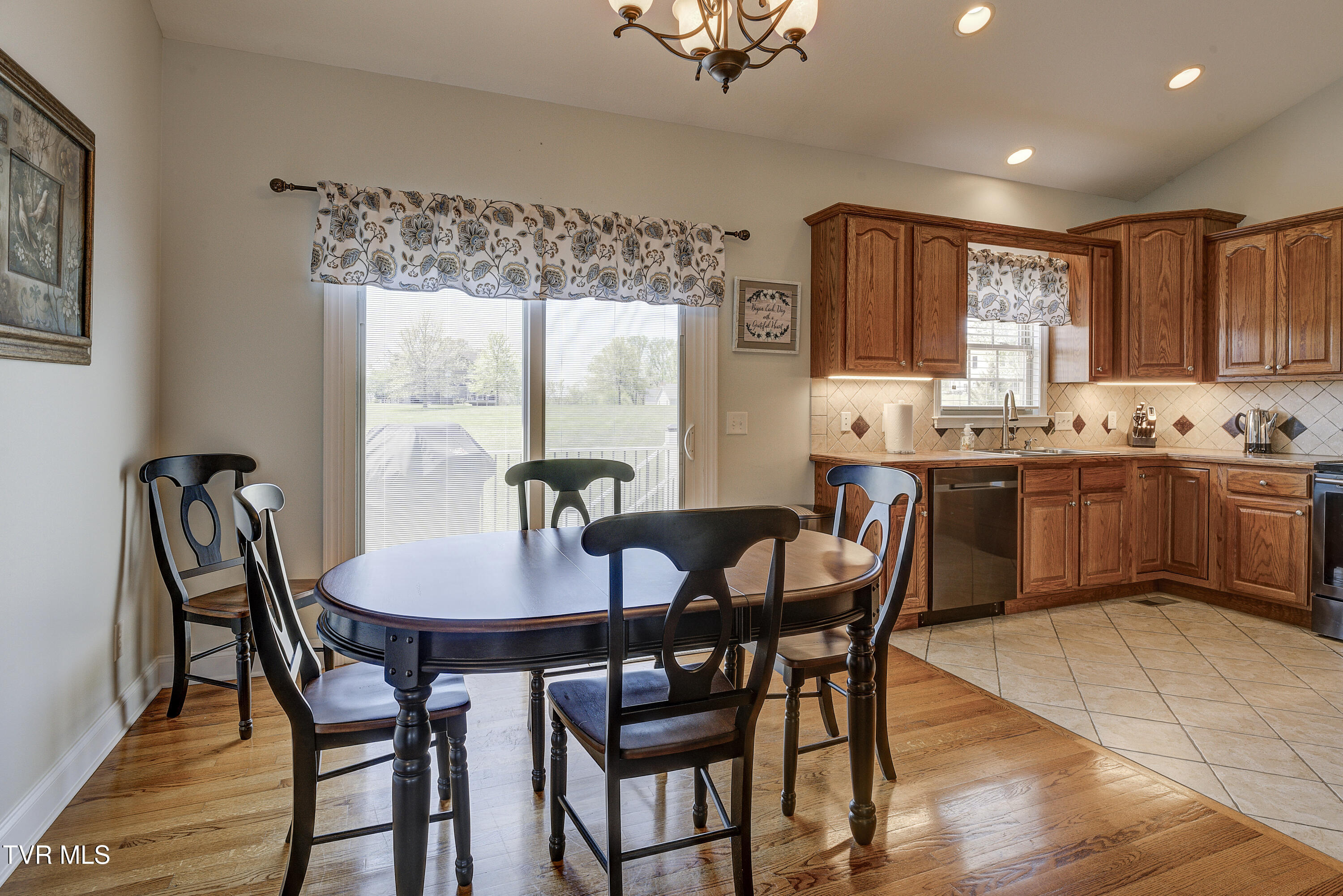 575 Sand Ridge Circle, Jonesborough, Tennessee image 10
