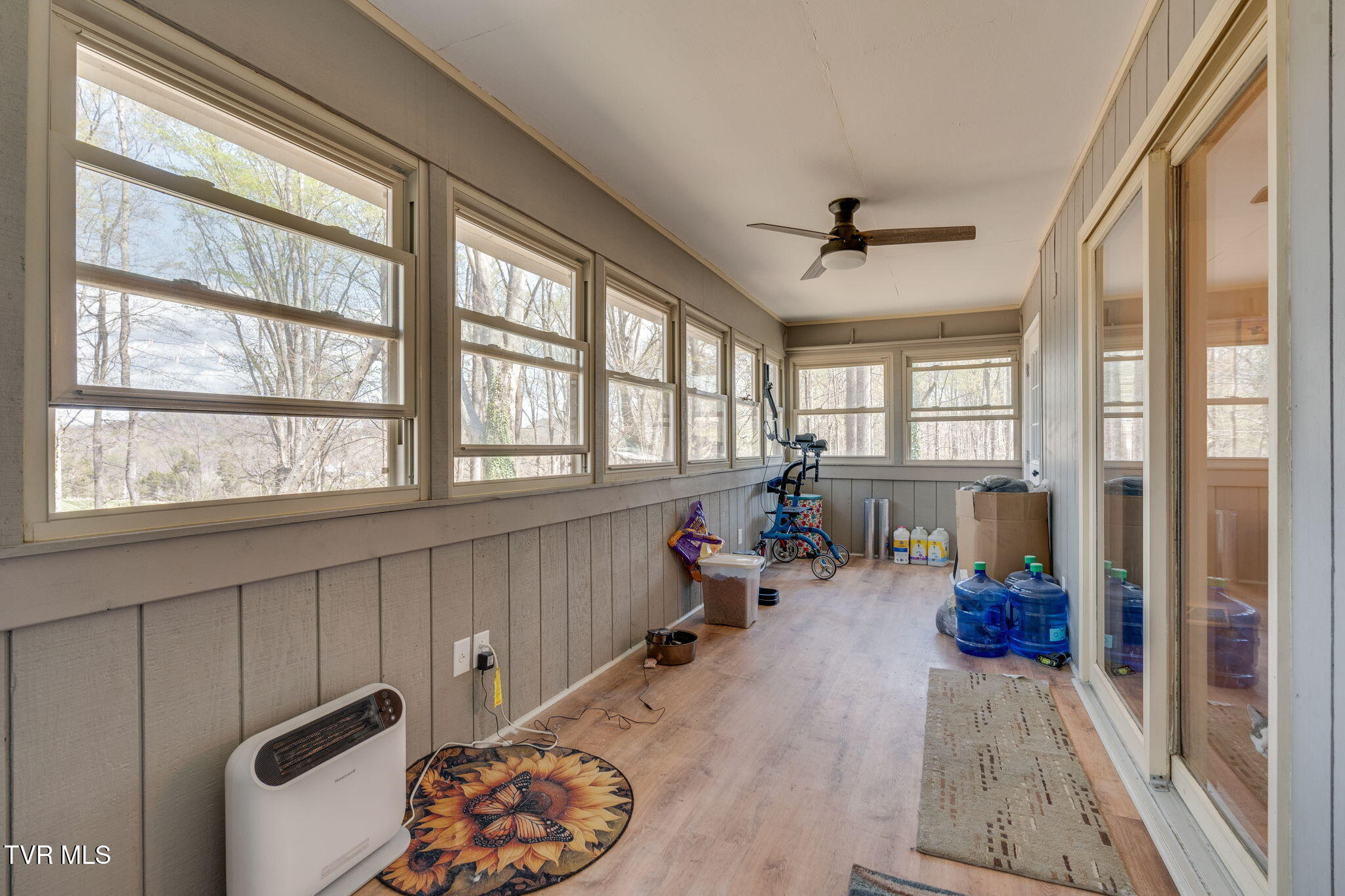 300 Evergreen Street, Church Hill, Tennessee image 33