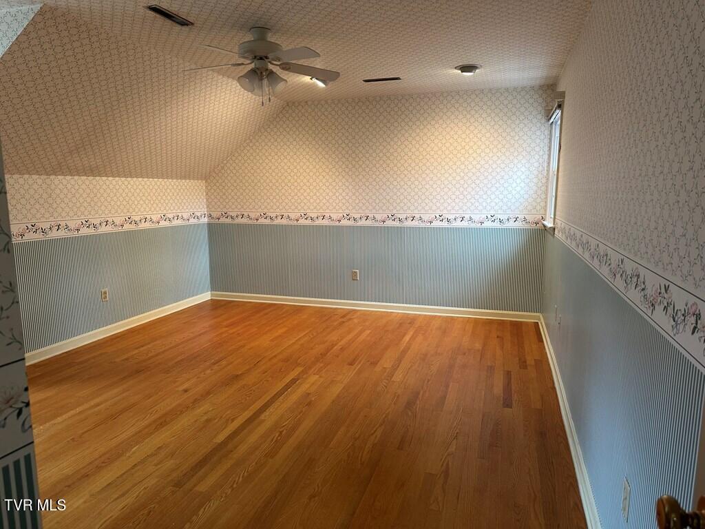 279 Alfalfa Field, Cedar Bluff, Virginia image 43