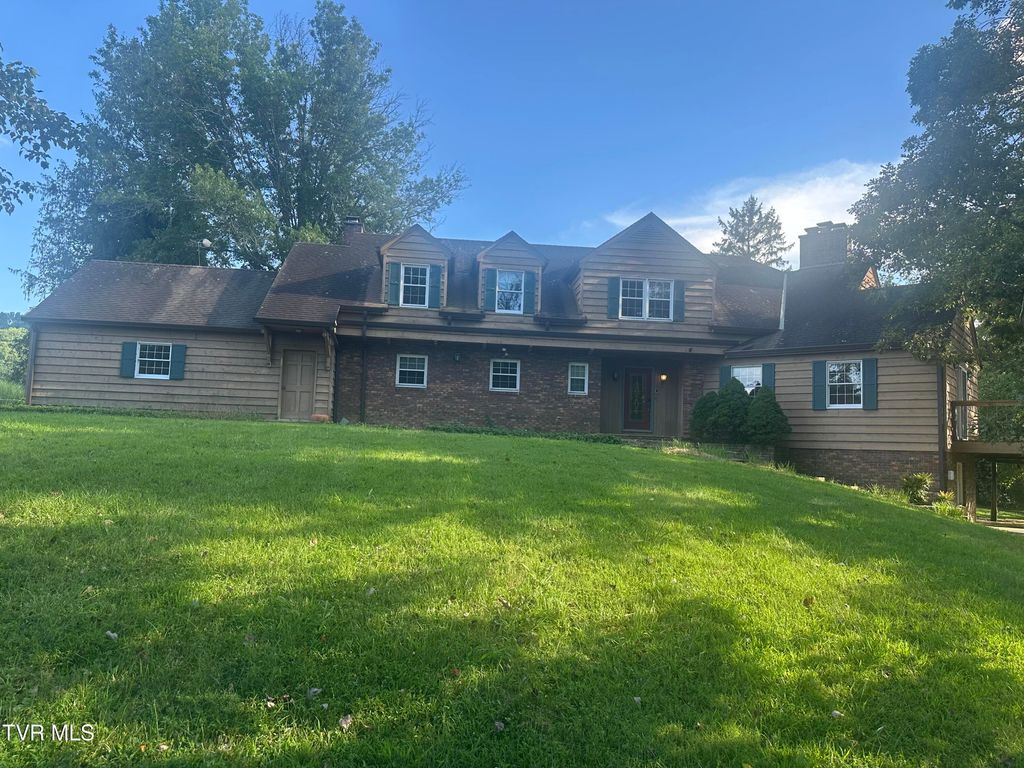 Photo of 279 Alfalfa Field, Cedar Bluff, VA 24609 (MLS # 9977067)