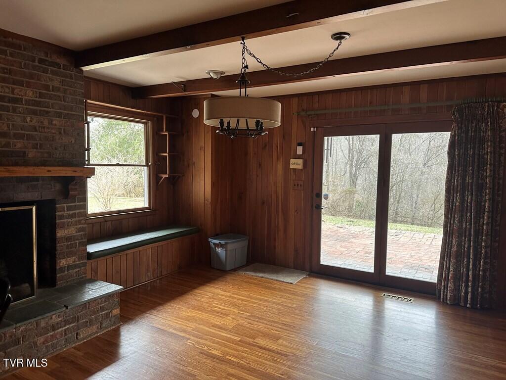 279 Alfalfa Field, Cedar Bluff, Virginia image 15