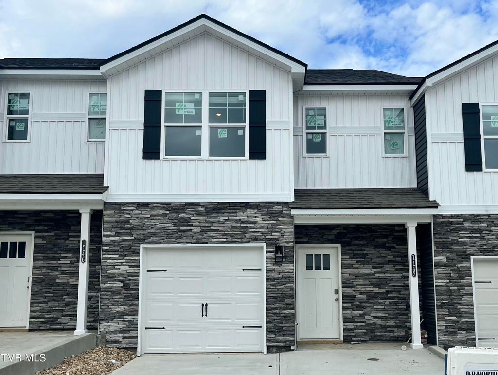 Photo of 1142 Wenna Way, Kingsport, TN 37664 (MLS # 9988440)