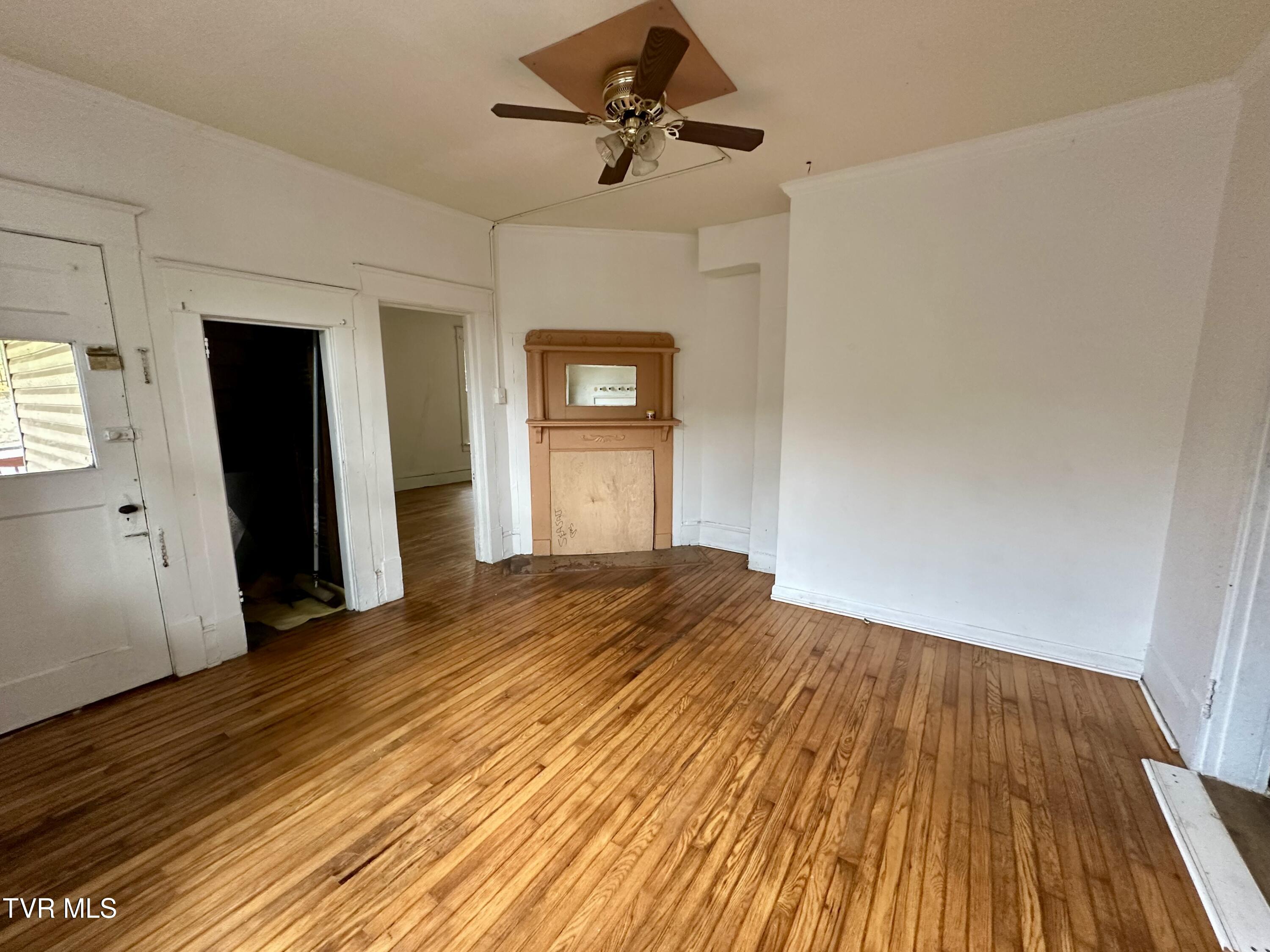 919 Russell Street, Bristol, Virginia image 16